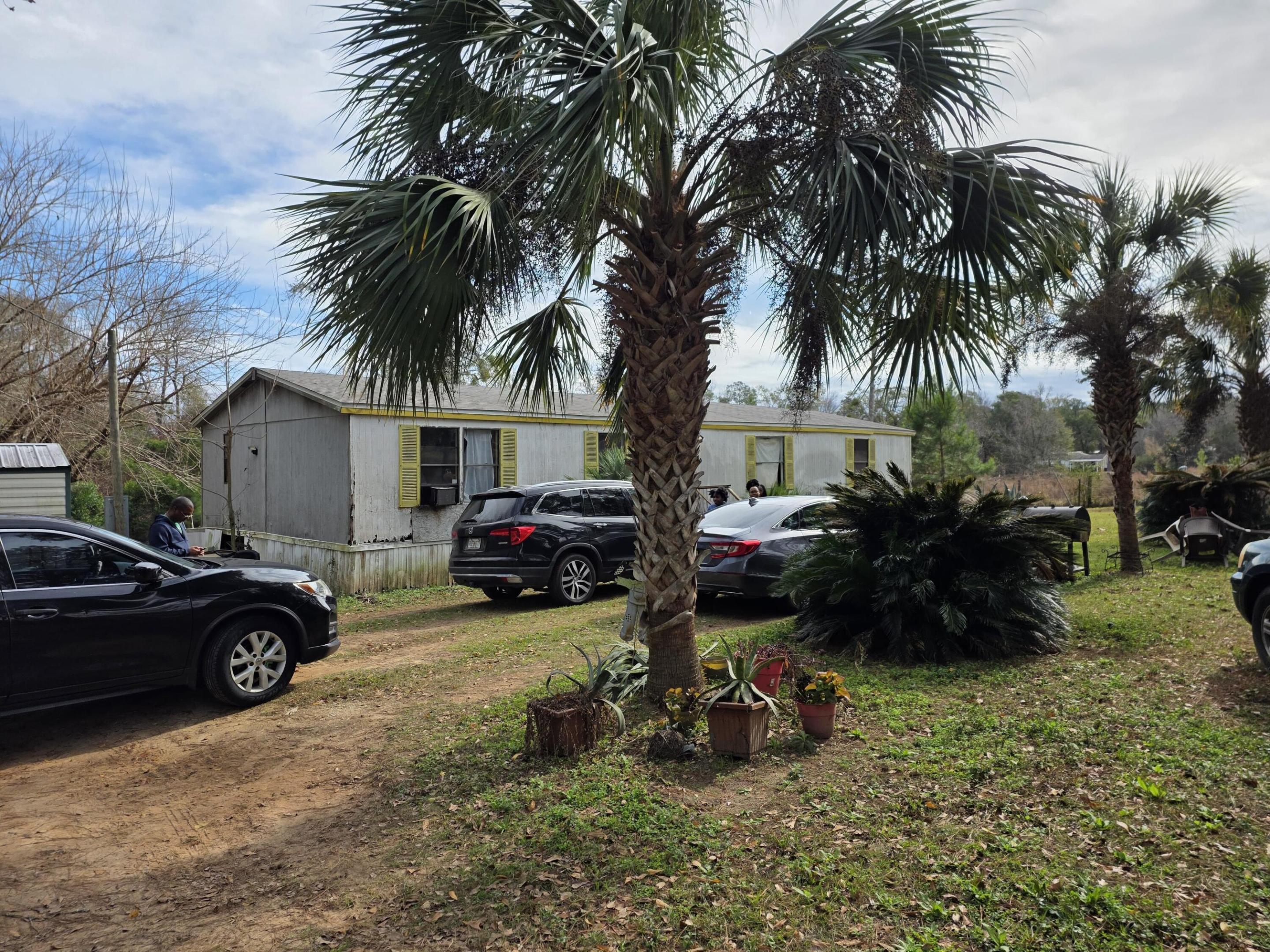 2160 Attapulgus Property Photo 1