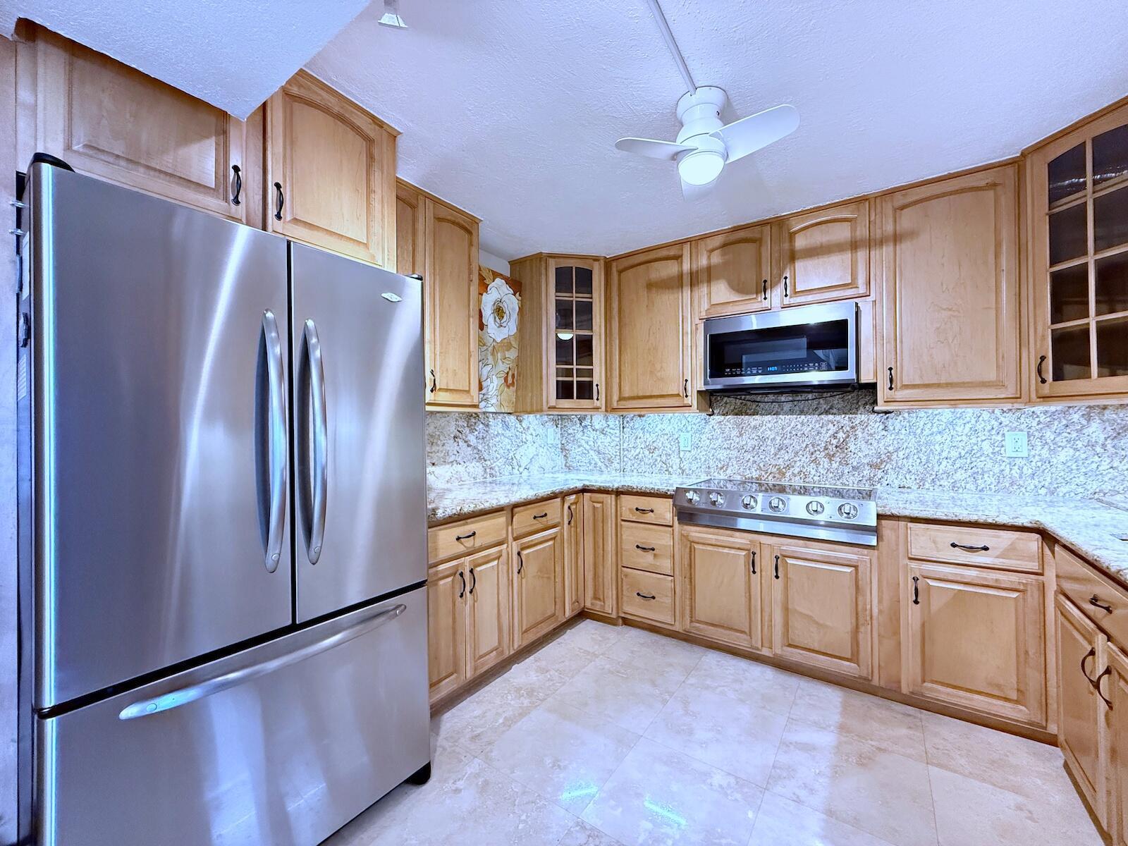 3546 S Ocean Boulevard 822 Property Photo 4