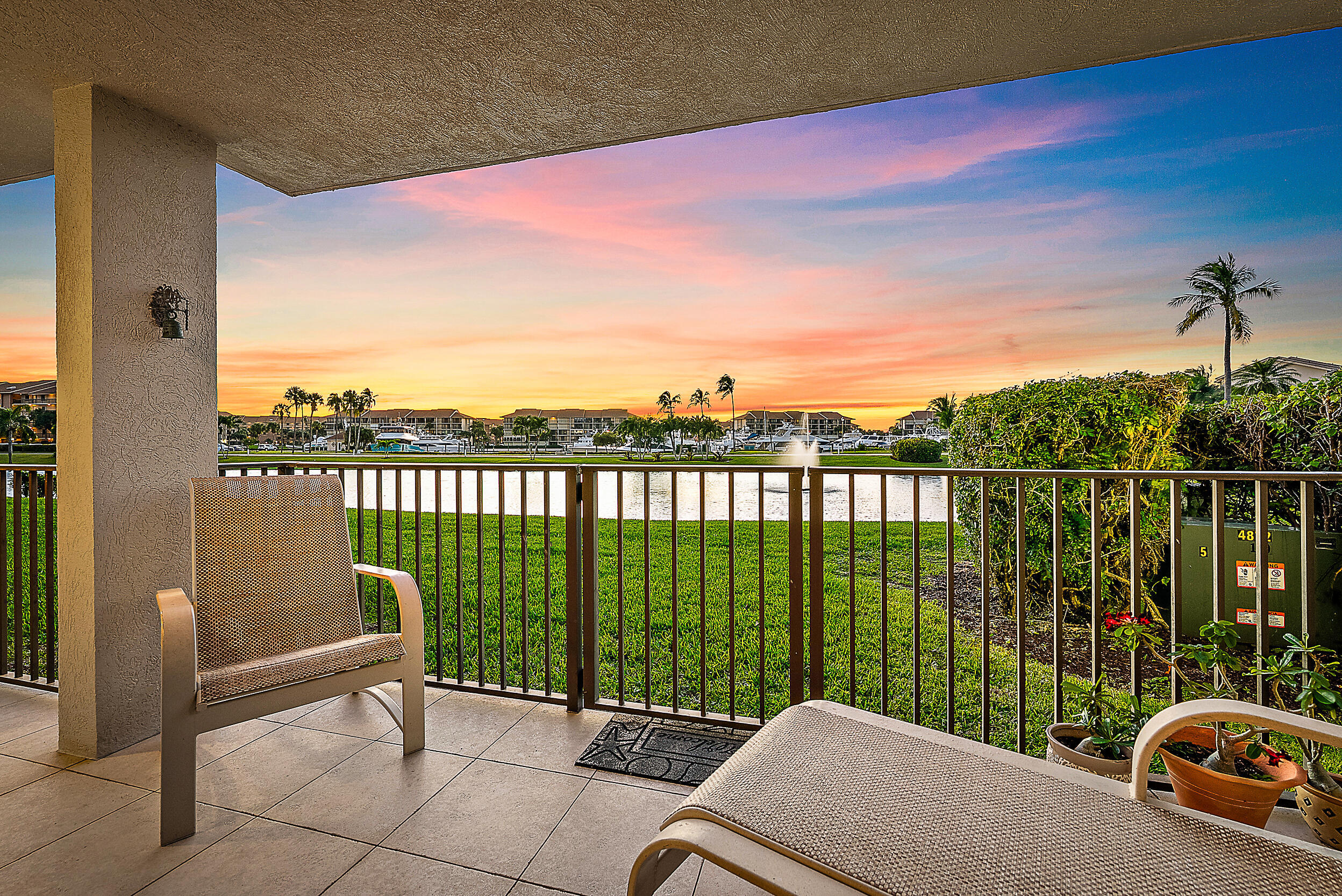 701 Seafarer Circle 103 Property Photo 31