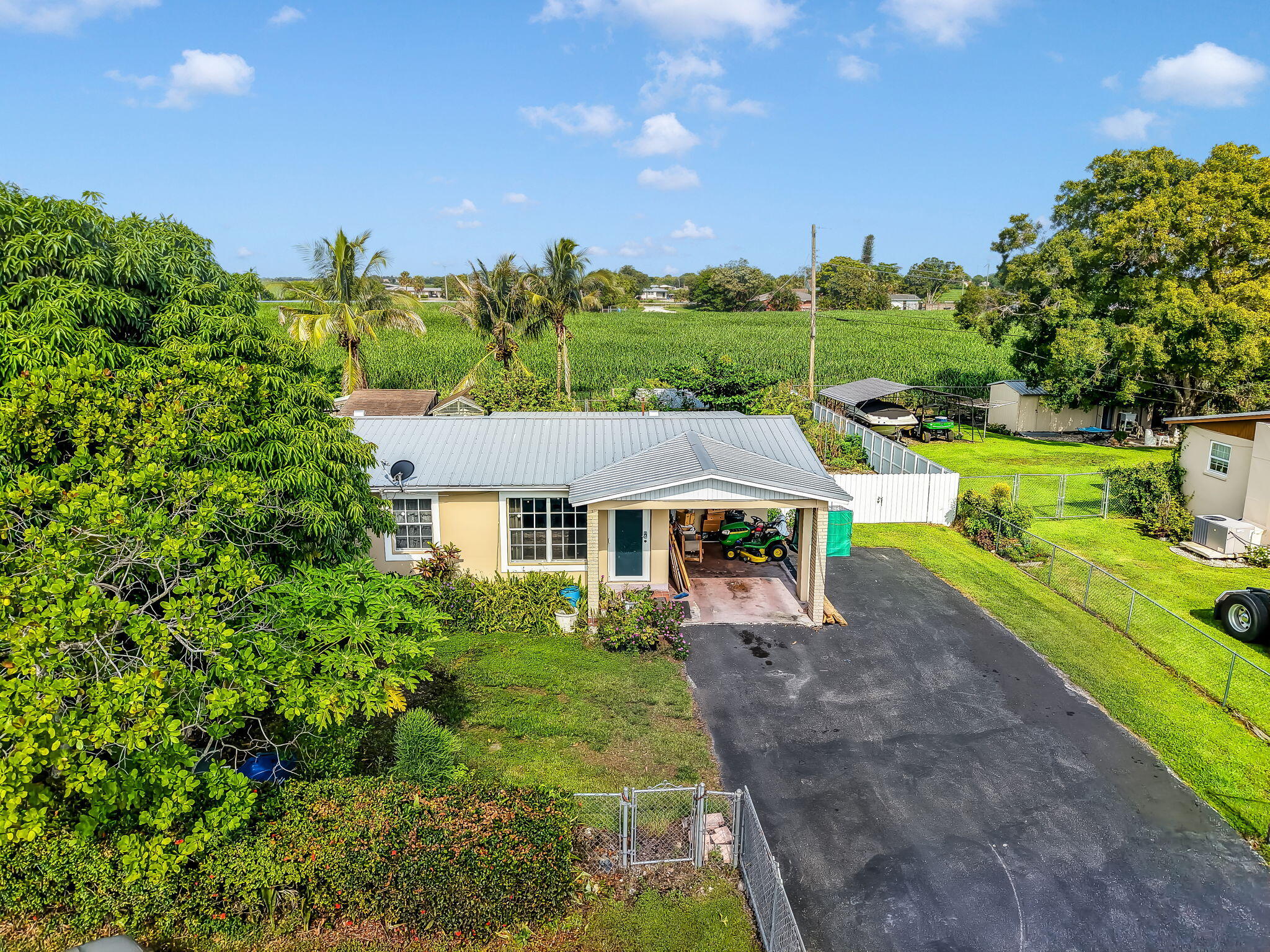 1048 Whitaker Road Property Photo 1