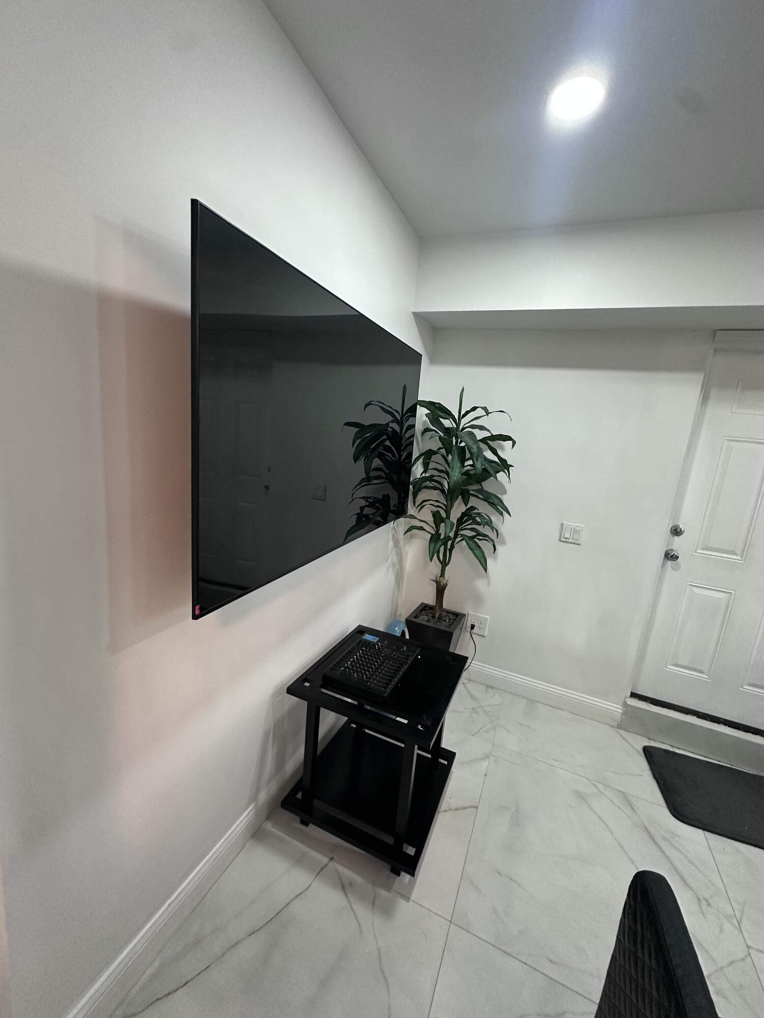 13127 83rd Lane N Property Photo 6