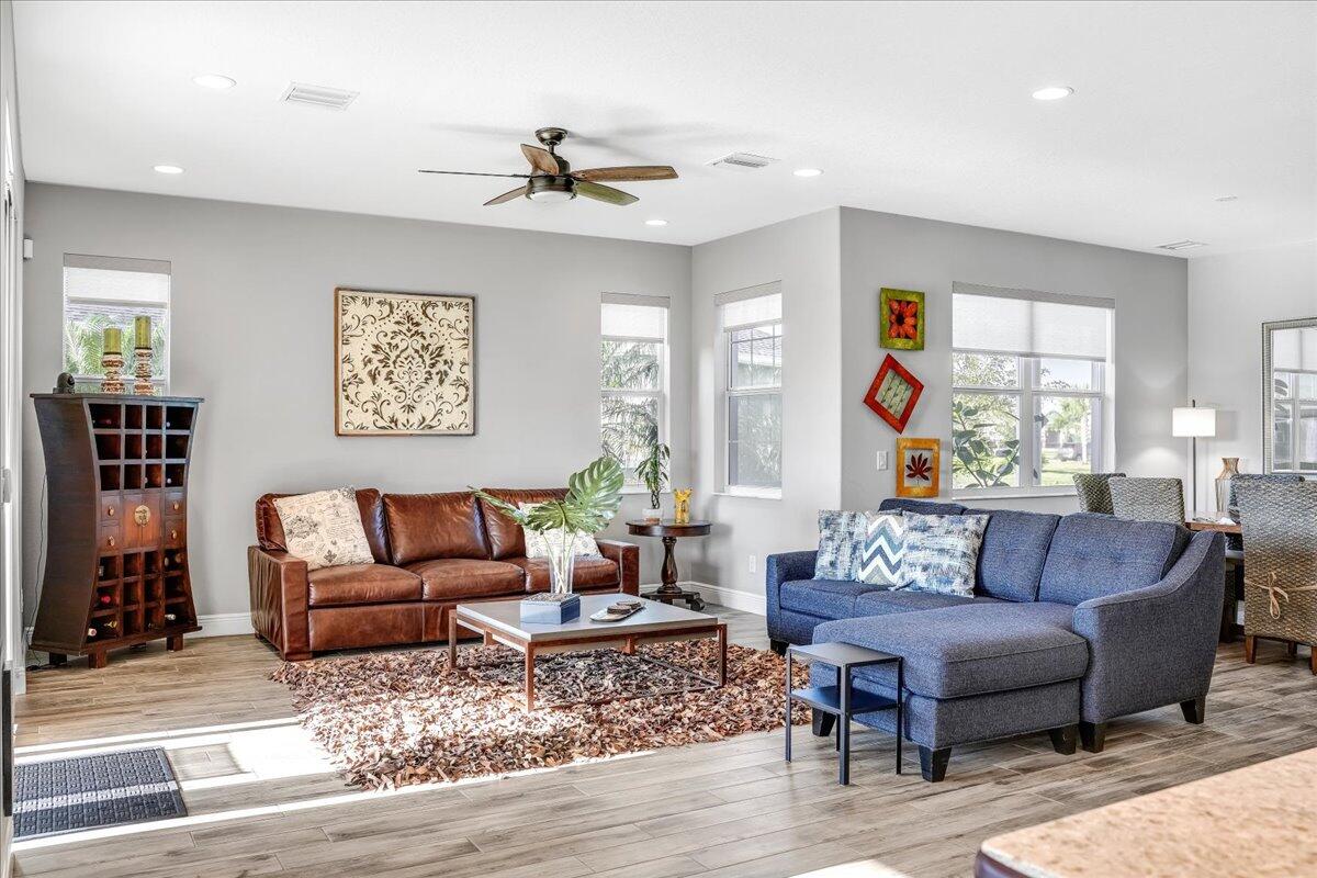 3379 Ribbon Grass Drive Property Photo 12
