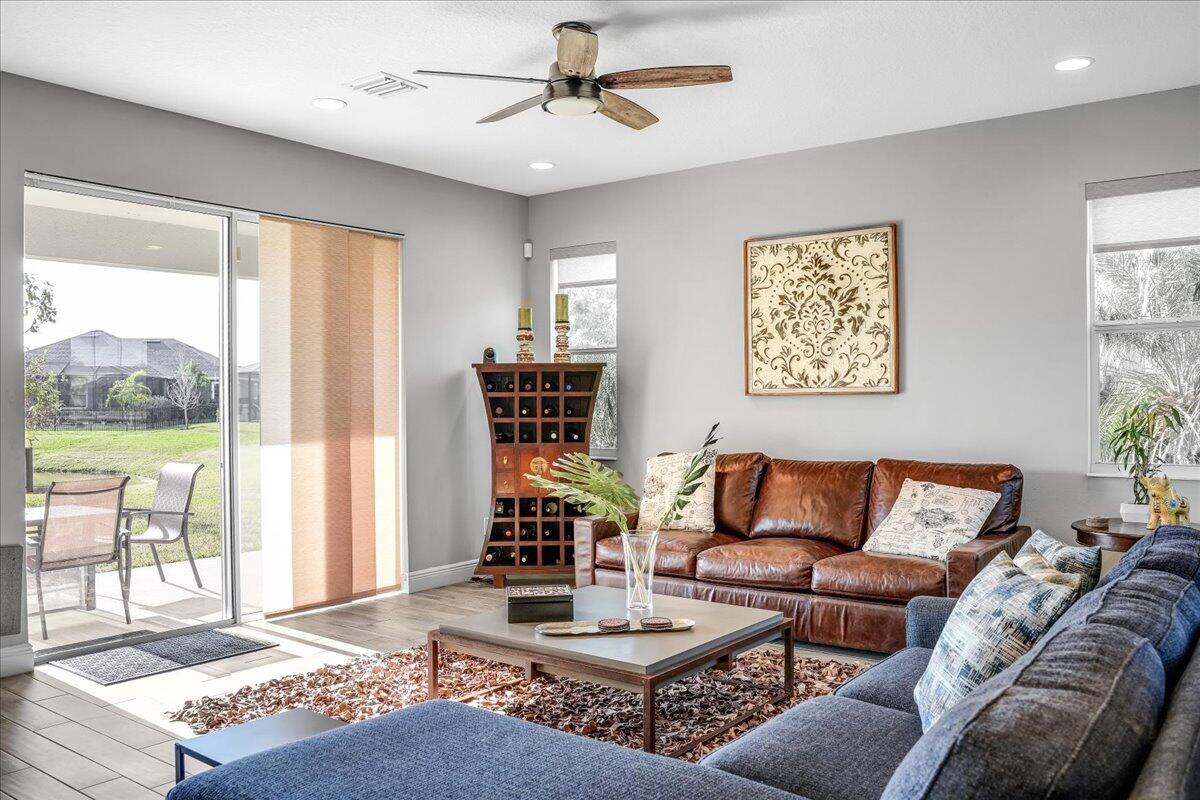 3379 Ribbon Grass Drive Property Photo 13