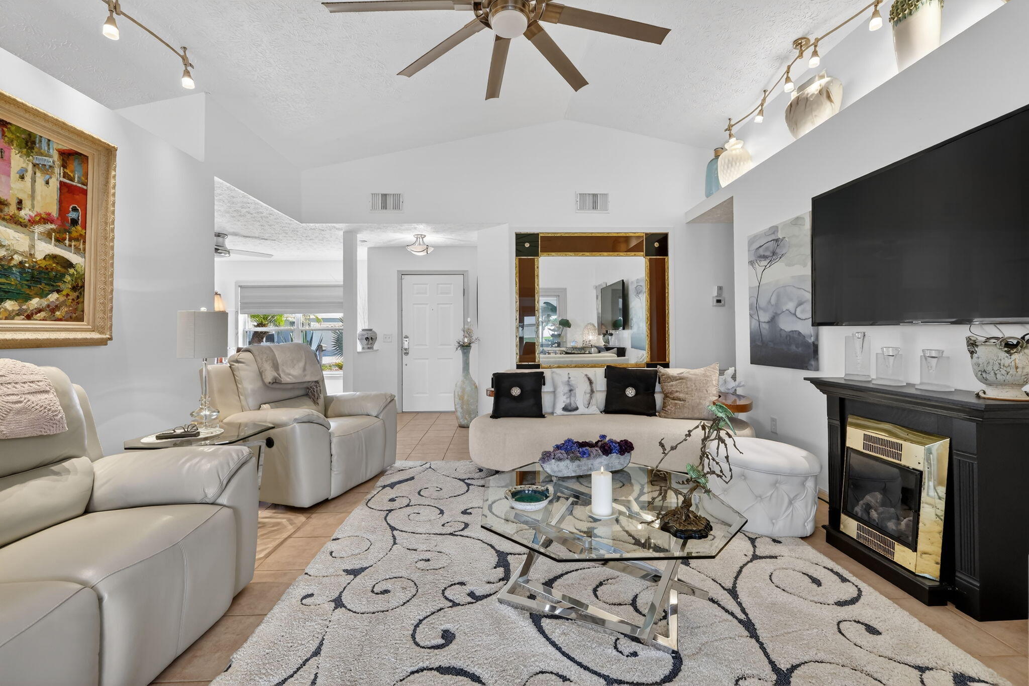 6713 Alemendra Street Property Photo 25