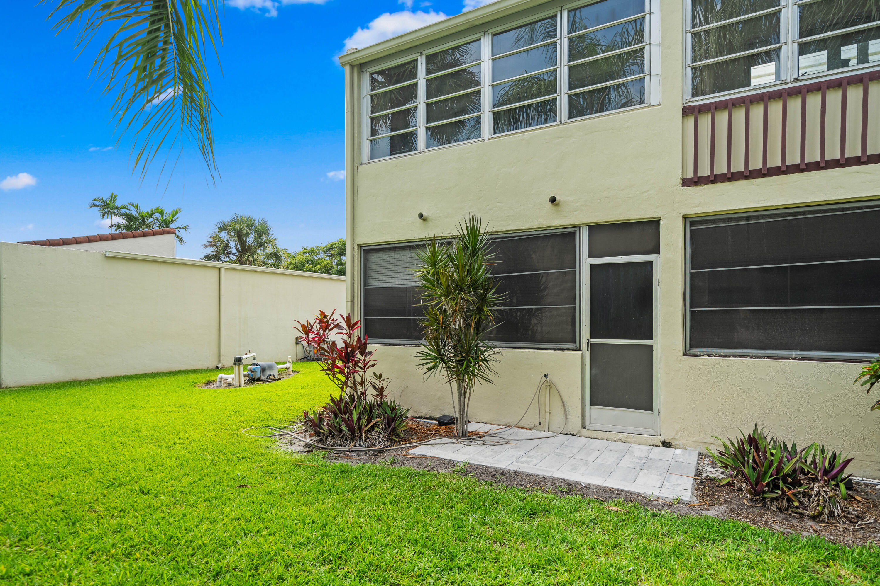 2540 Boundbrook Boulevard 110 Property Photo 44
