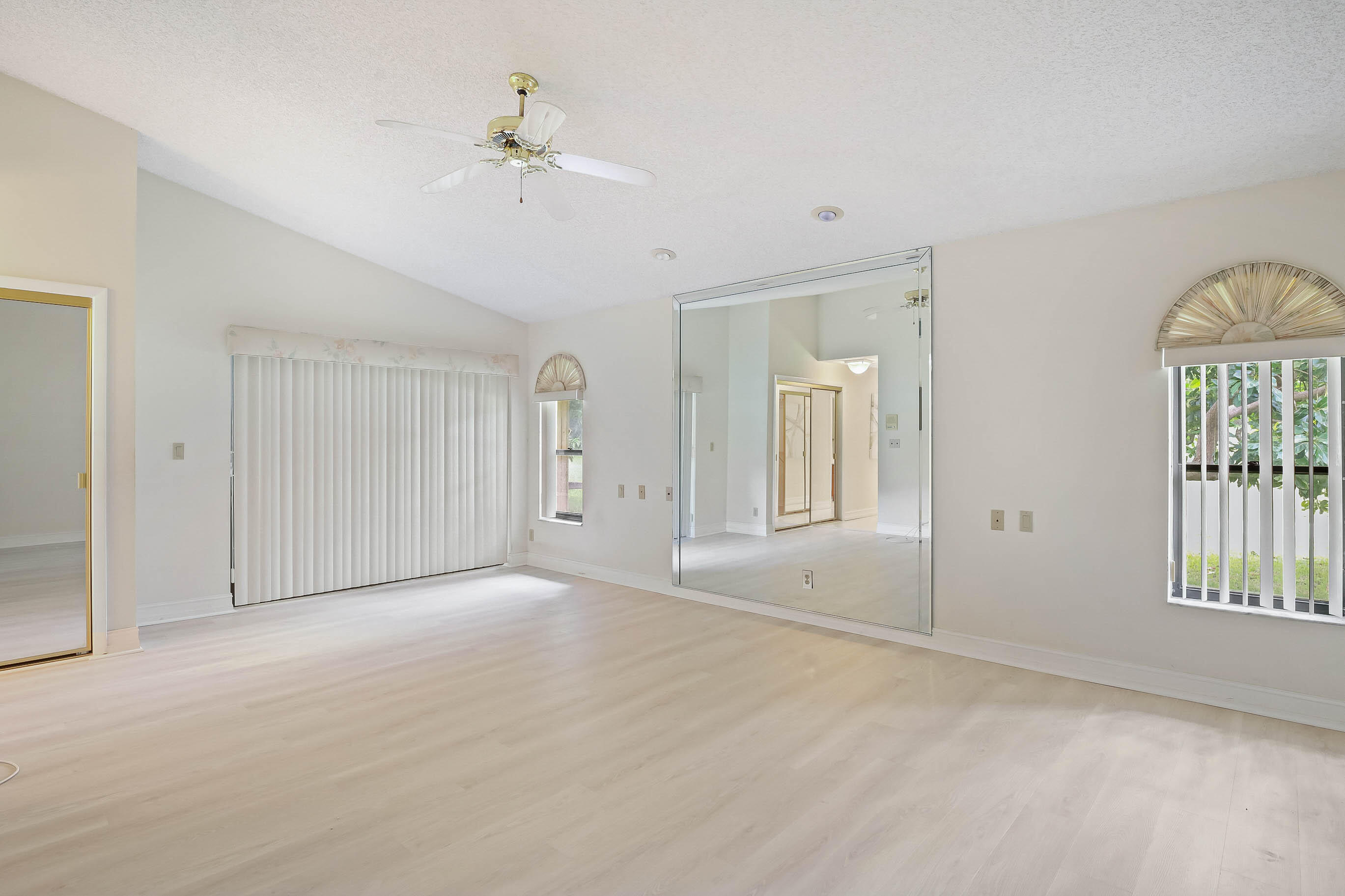 7003 Golf Pointe Circle Property Photo 20