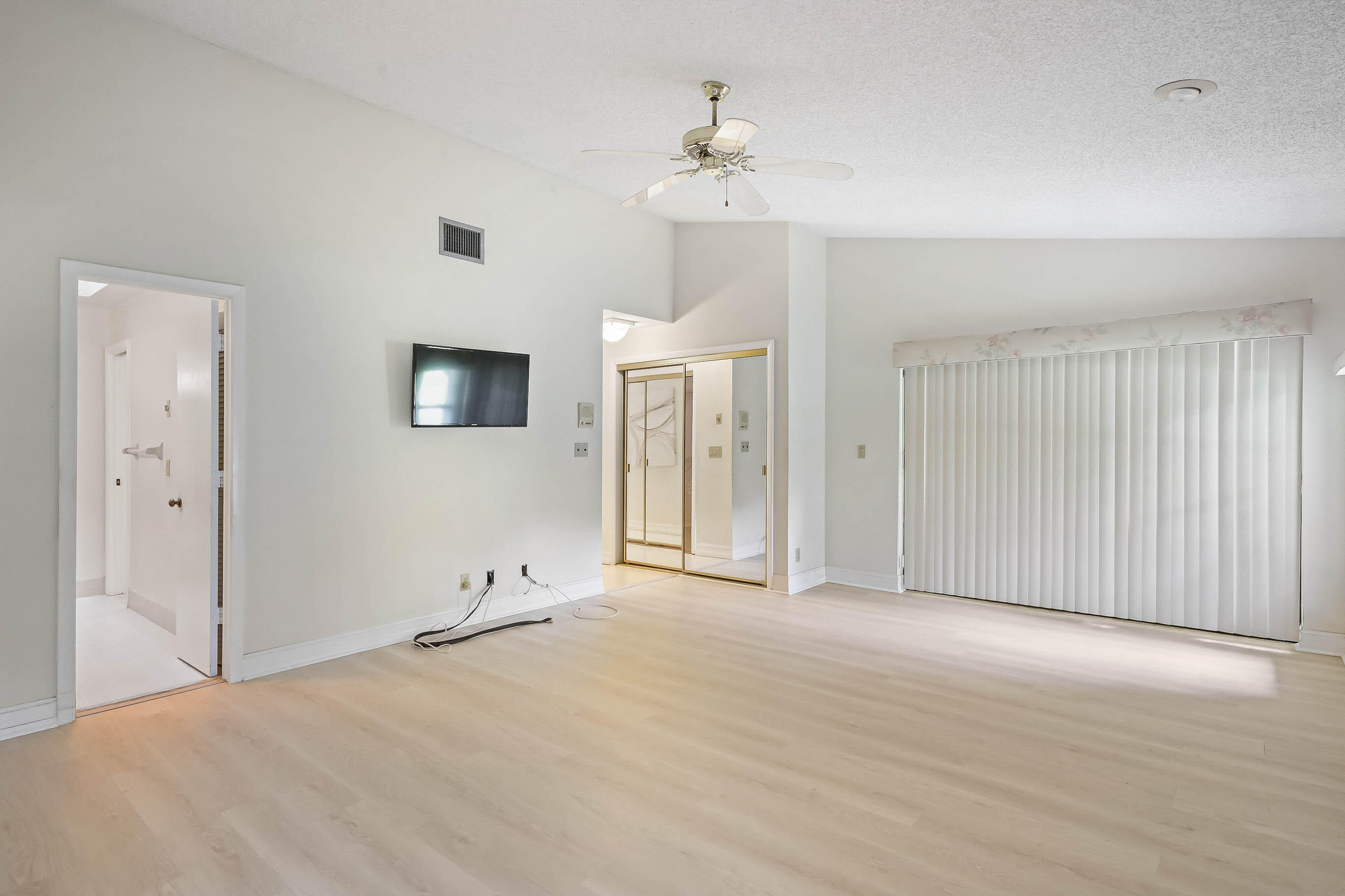 7003 Golf Pointe Circle Property Photo 21