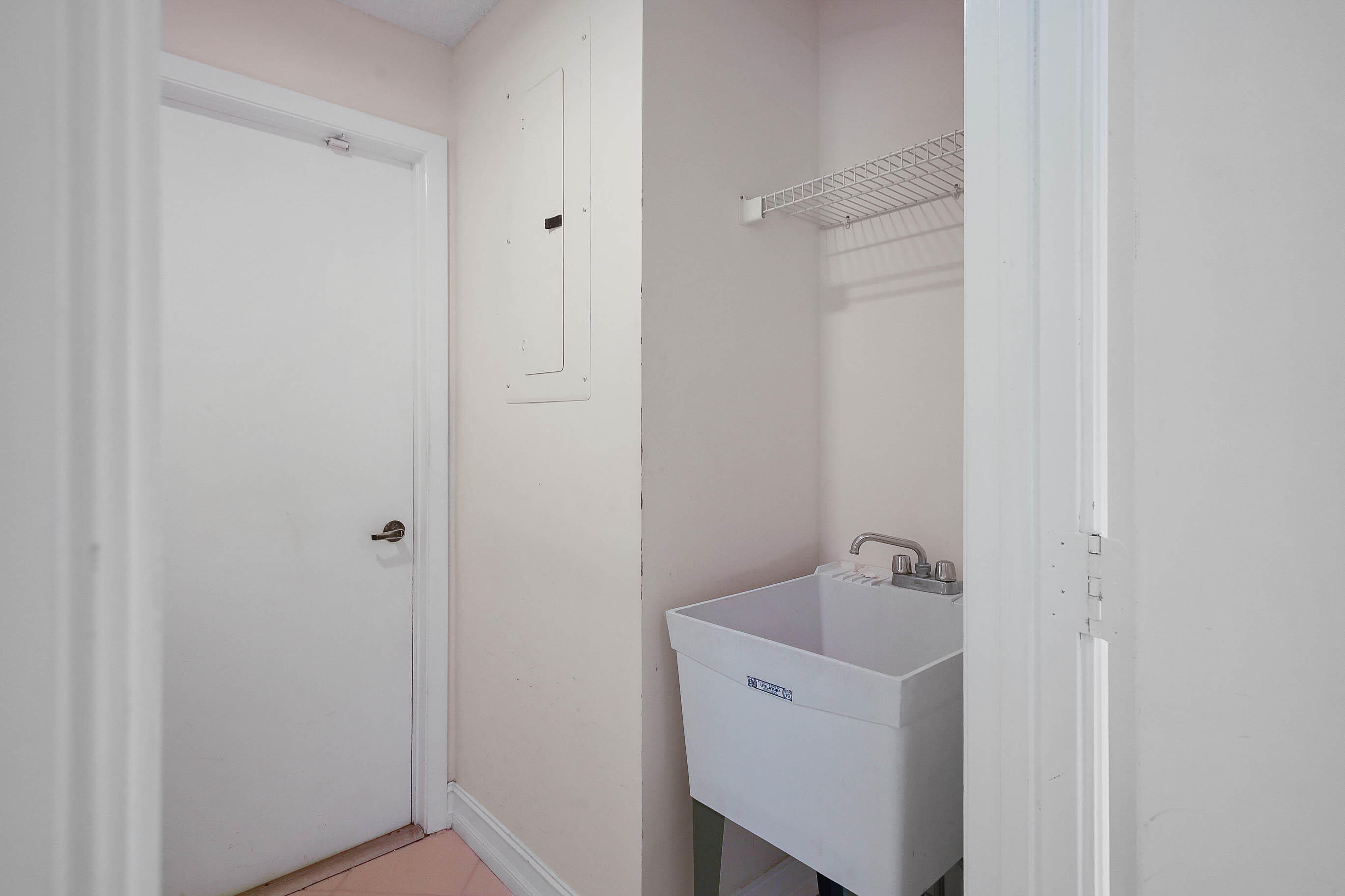 7003 Golf Pointe Circle Property Photo 28