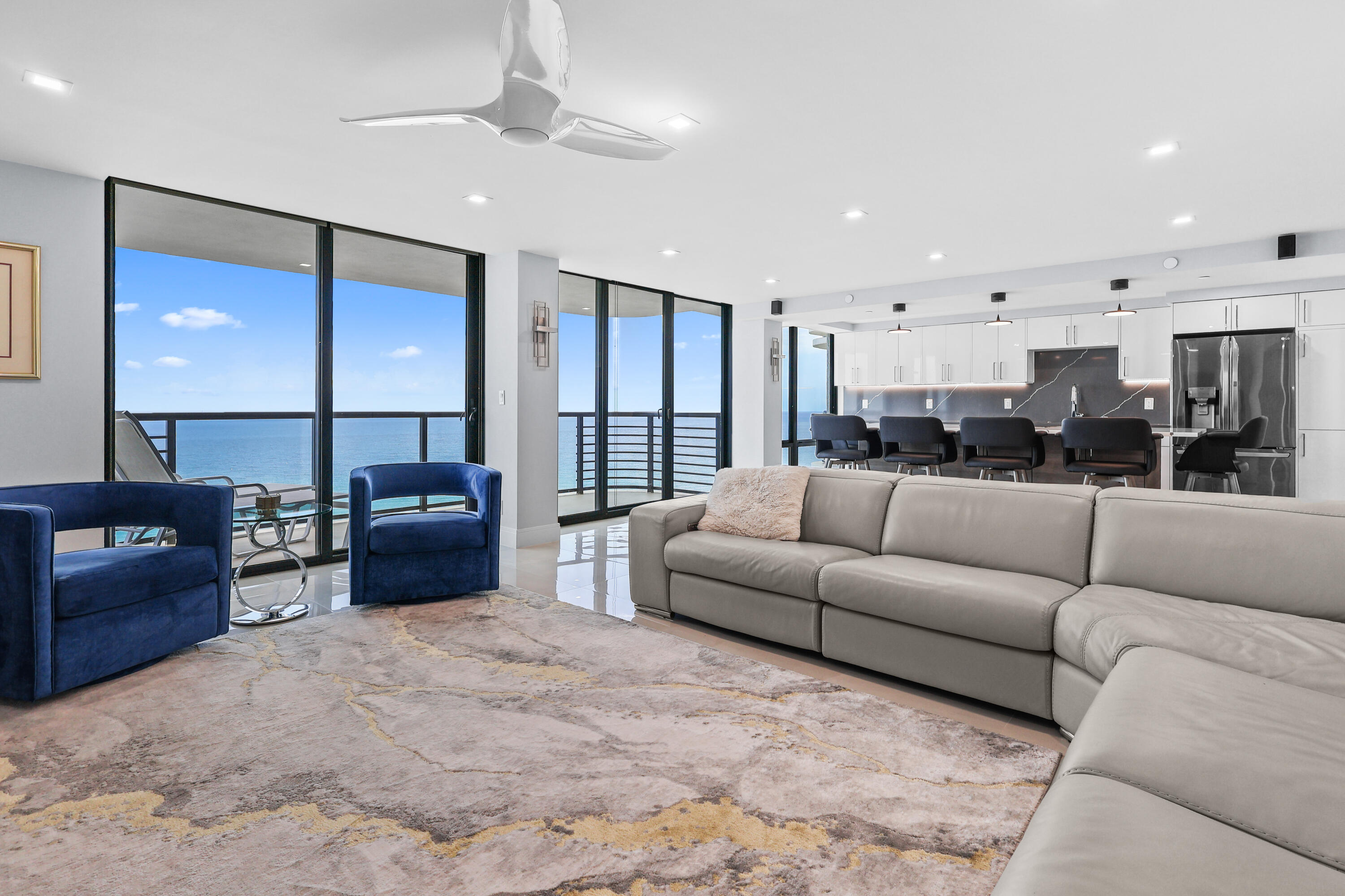 250 S Ocean Boulevard 15d Property Photo 7