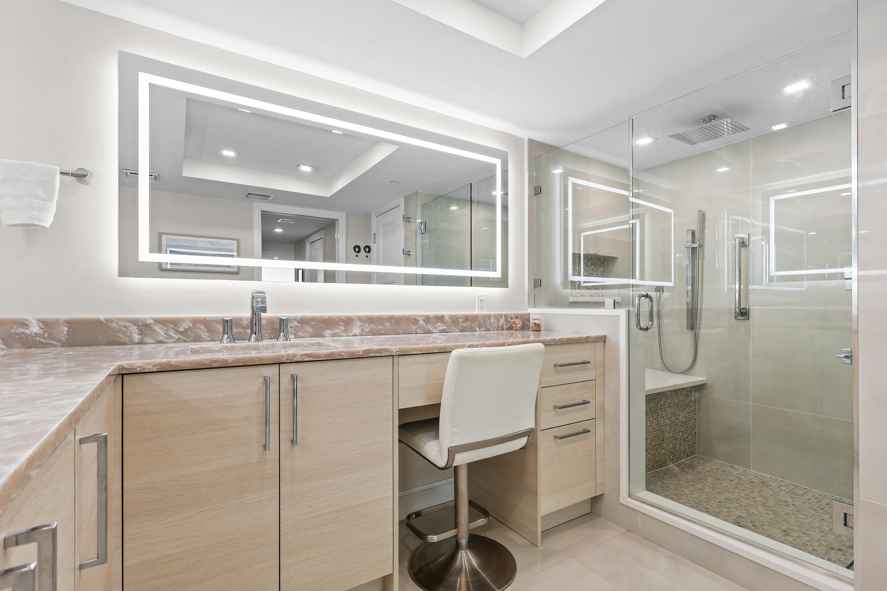 250 S Ocean Boulevard 15d Property Photo 16
