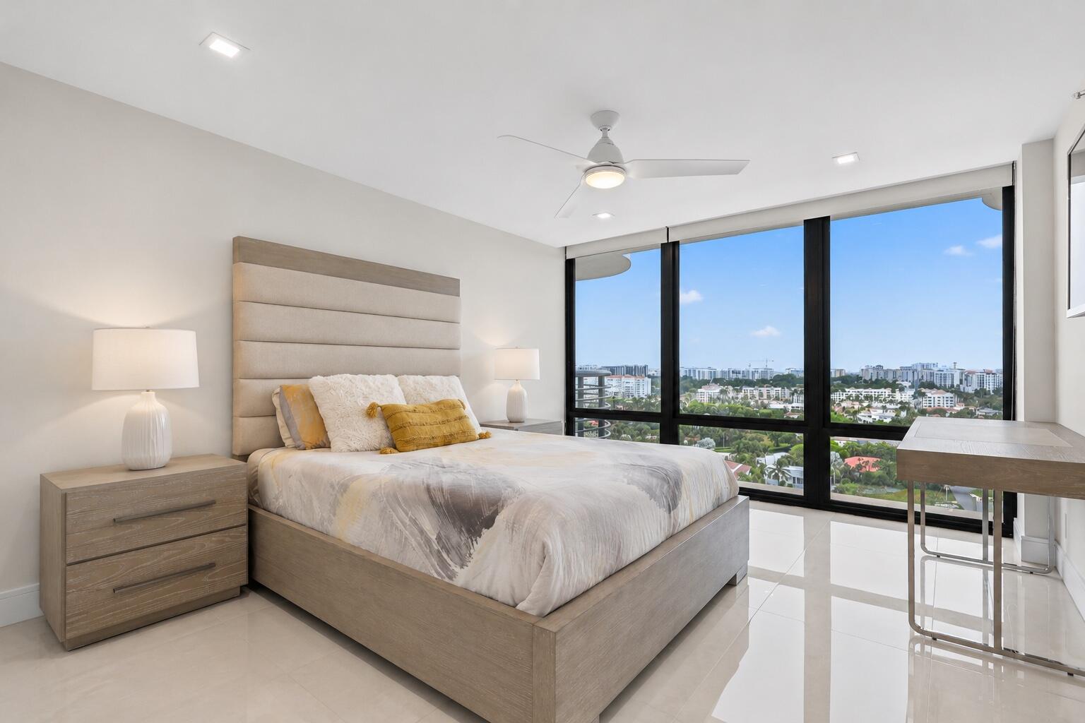 250 S Ocean Boulevard 15d Property Photo 20
