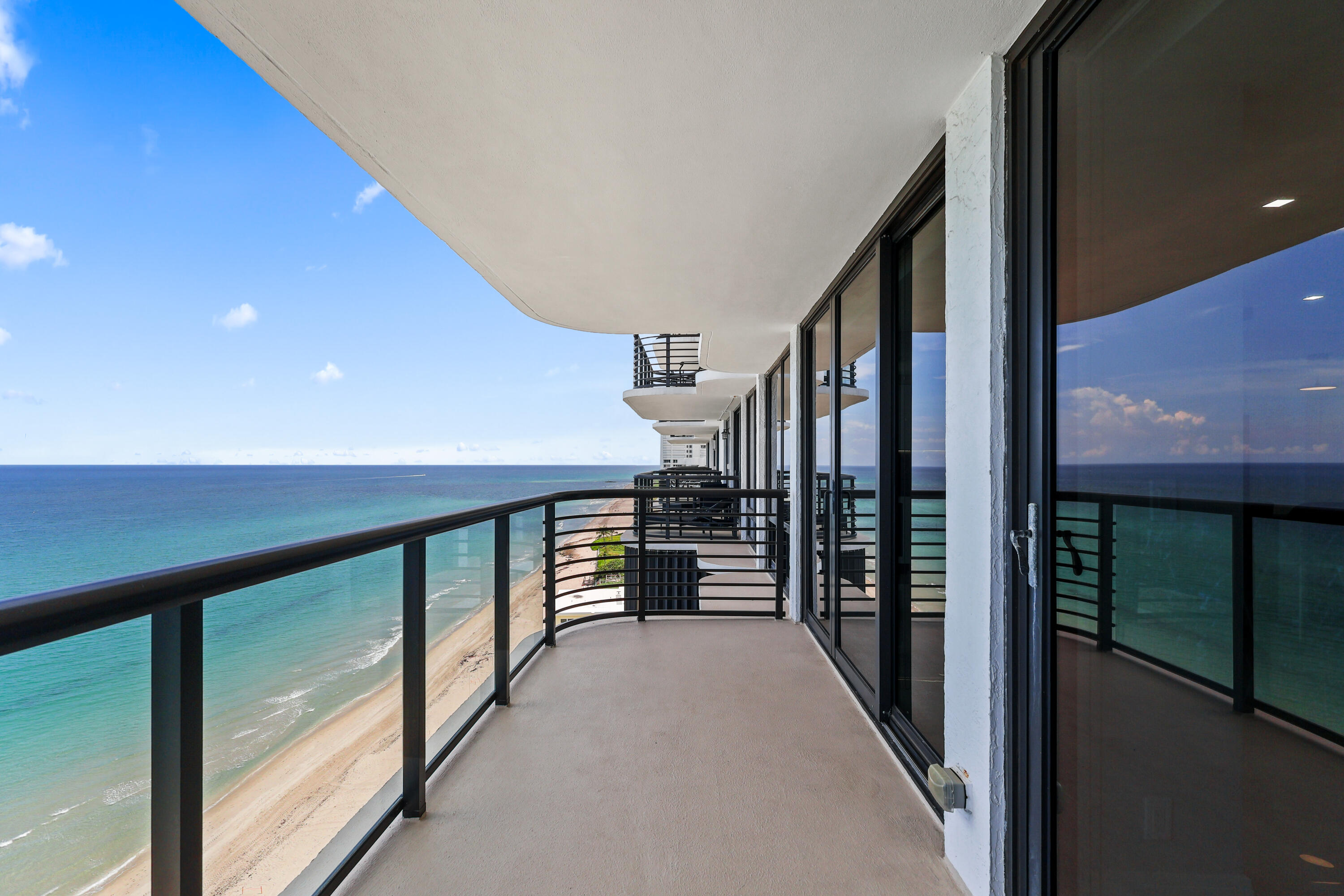 250 S Ocean Boulevard 15d Property Photo 25