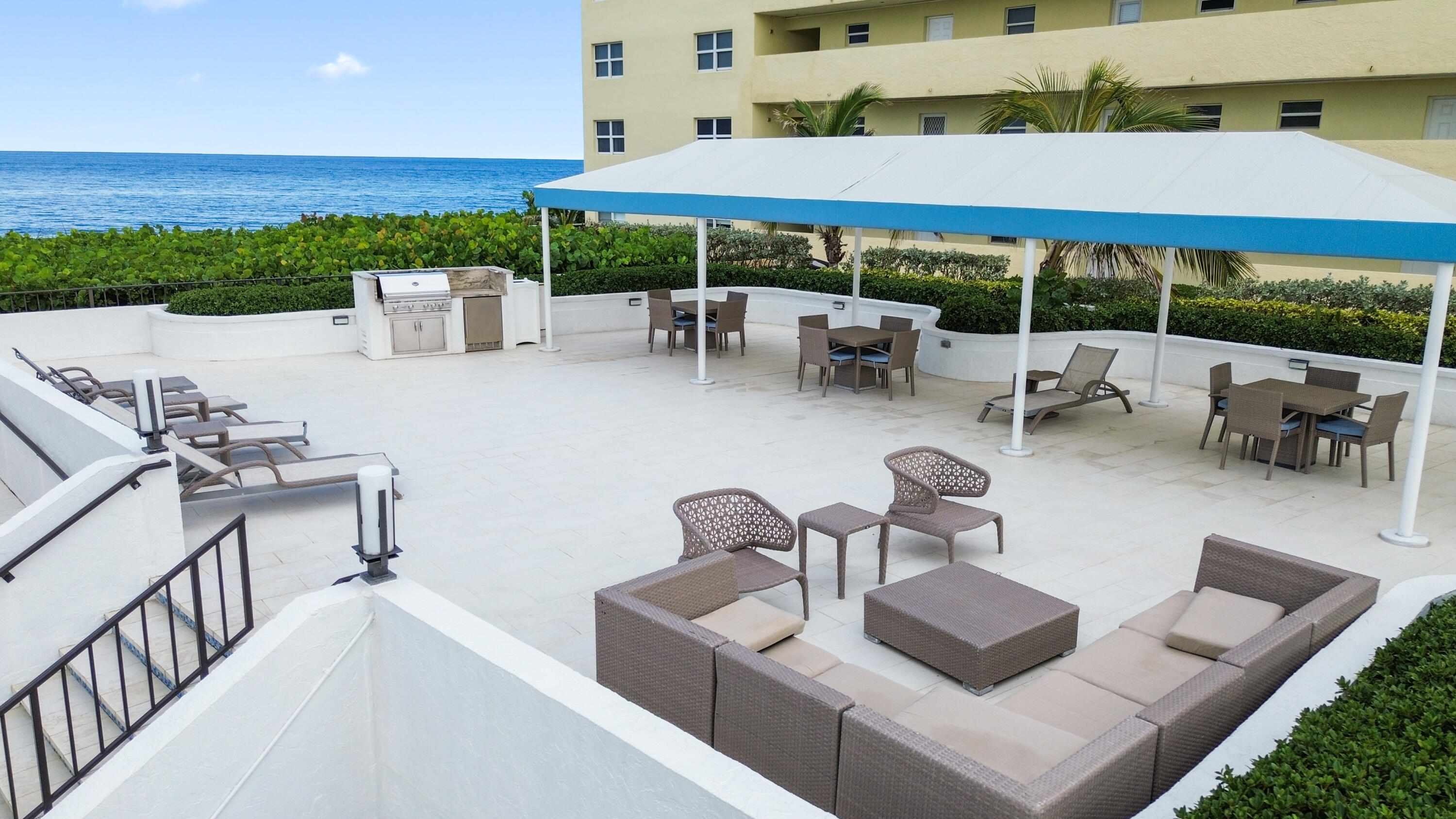 250 S Ocean Boulevard 15d Property Photo 33