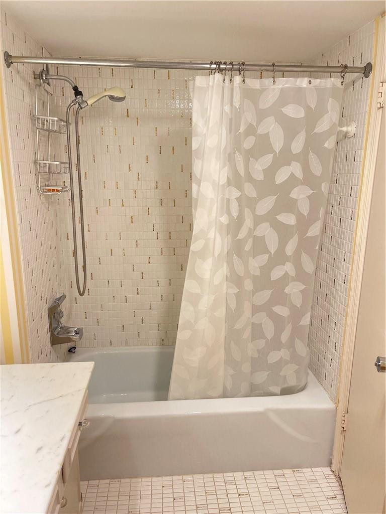 5200 N Ocean Boulevard 506 Property Photo 17