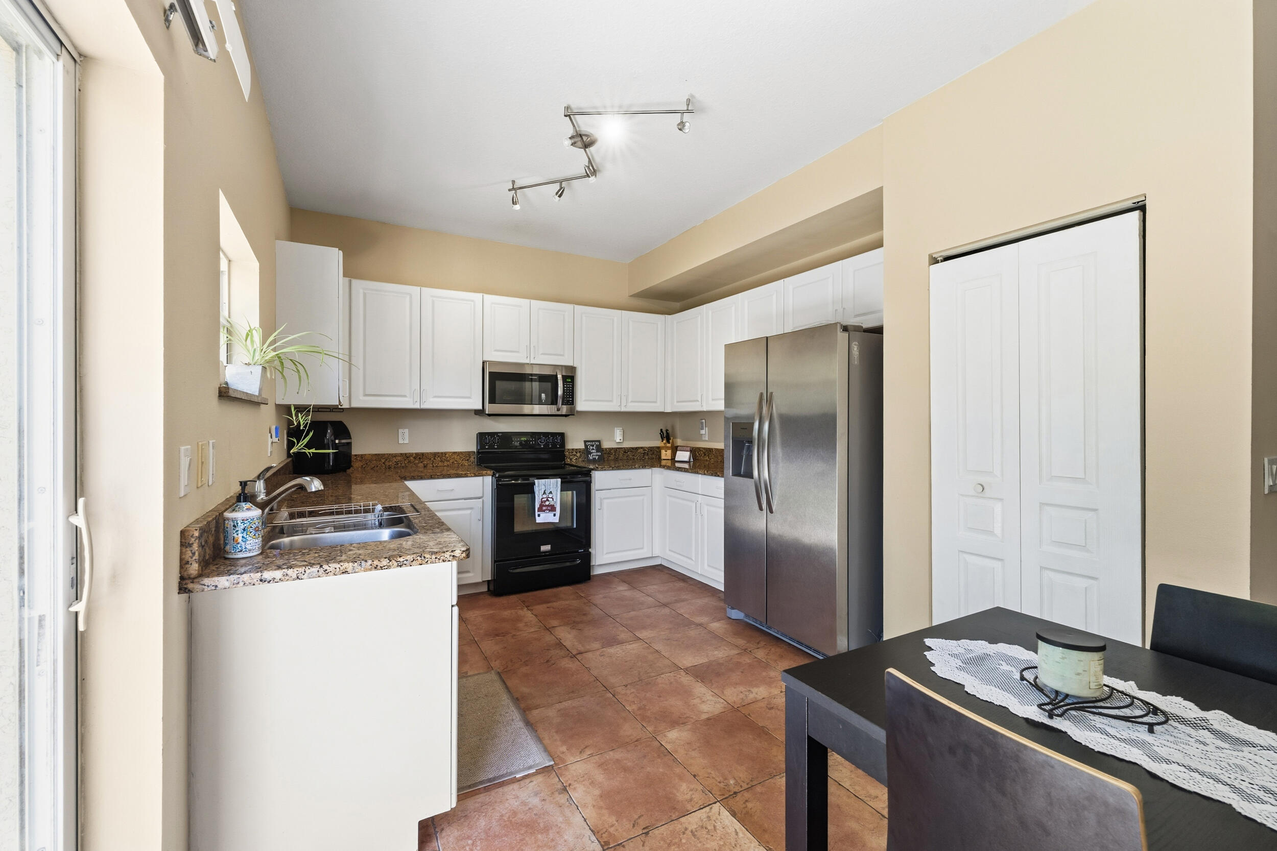 624 Ne Bent Paddle Lane Property Photo 14