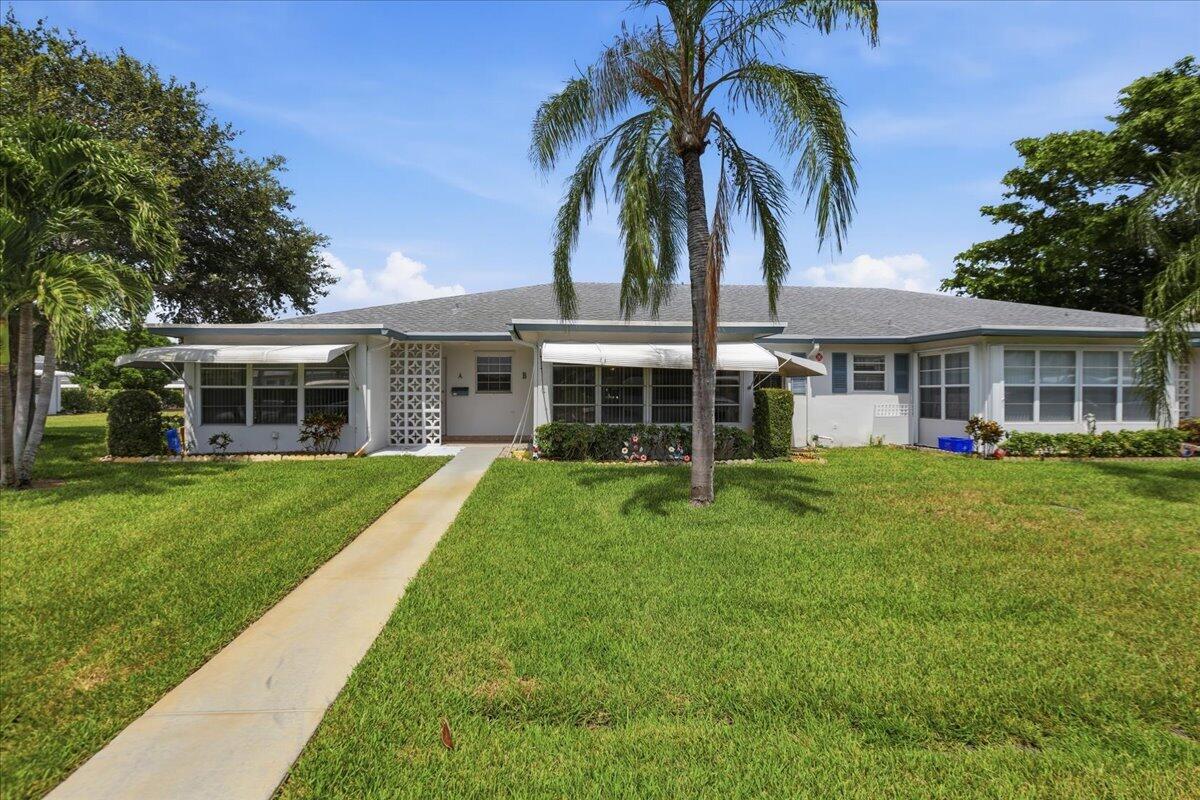 1172 S Drive Circle B Property Photo 1