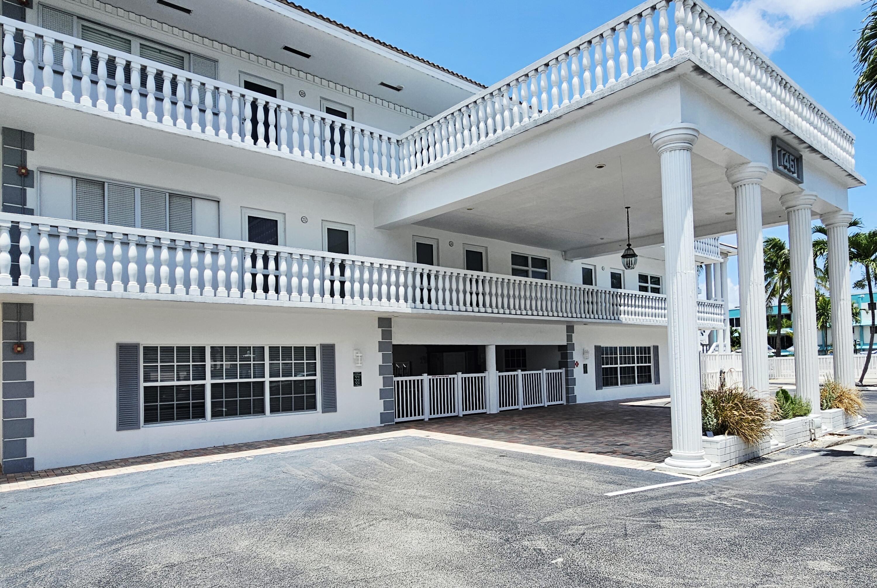1461 S Ocean Boulevard 311 Property Photo 2