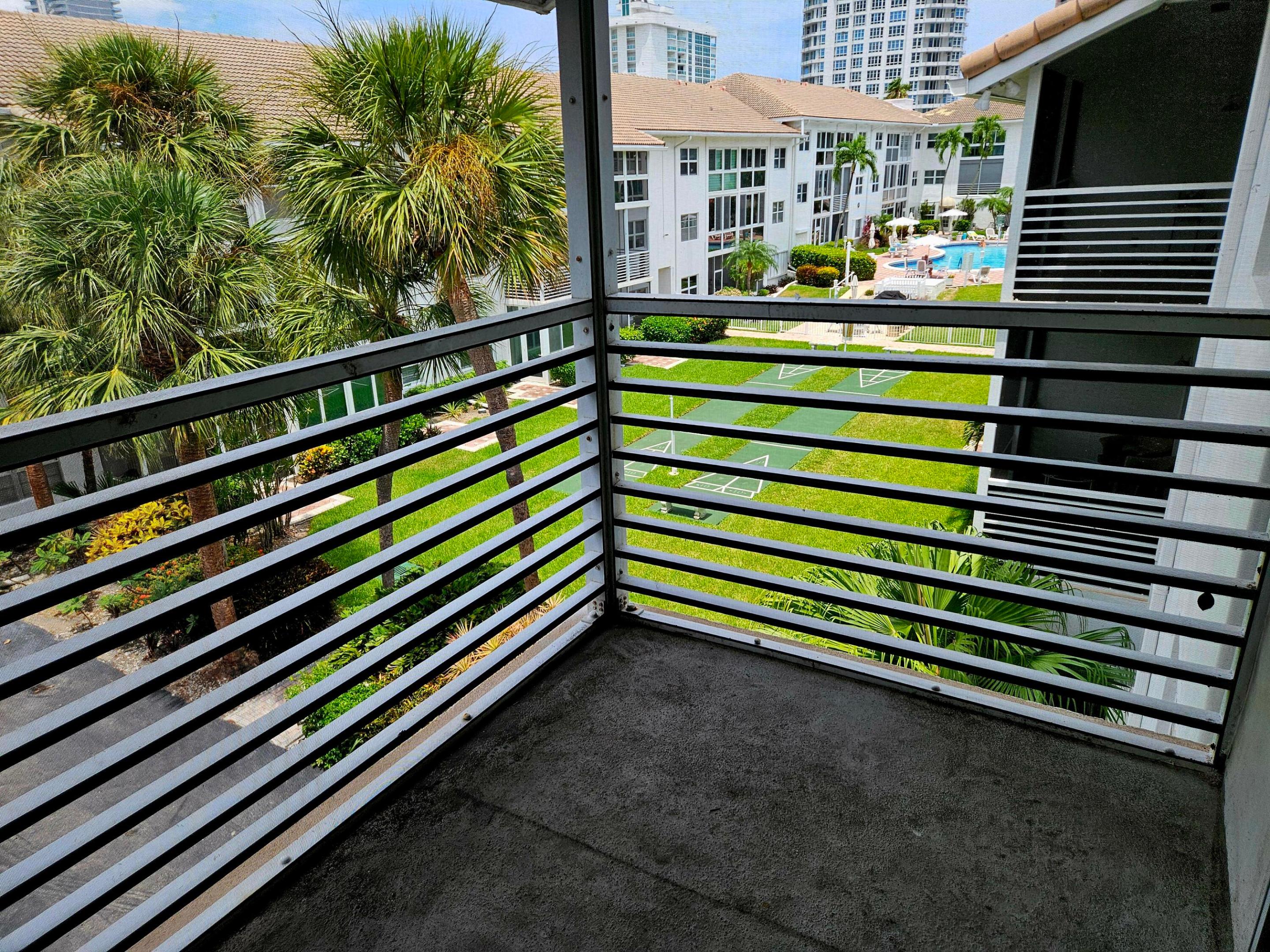 1461 S Ocean Boulevard 311 Property Photo 28