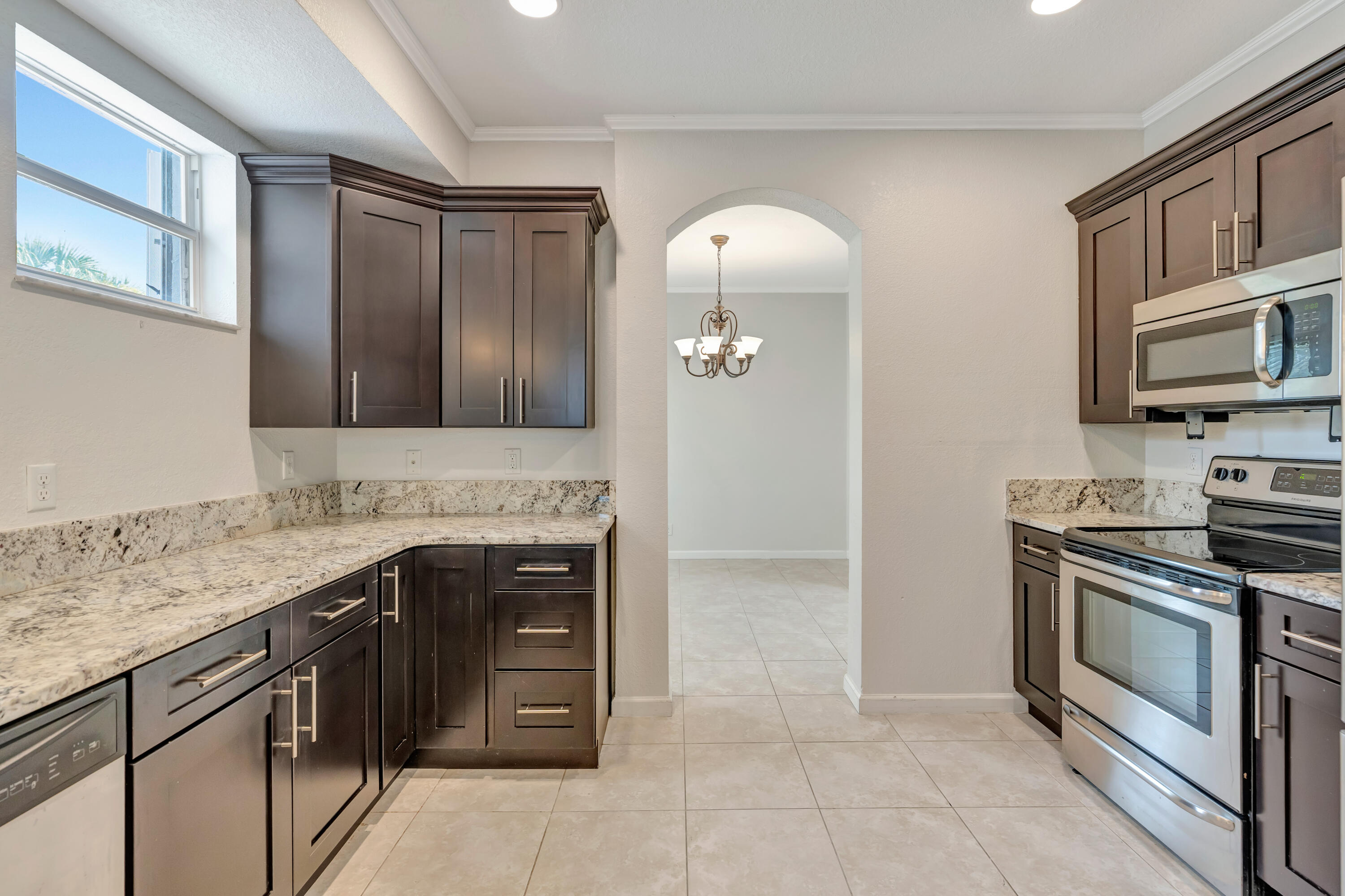 2320 Sw Madrid Road Property Photo 10