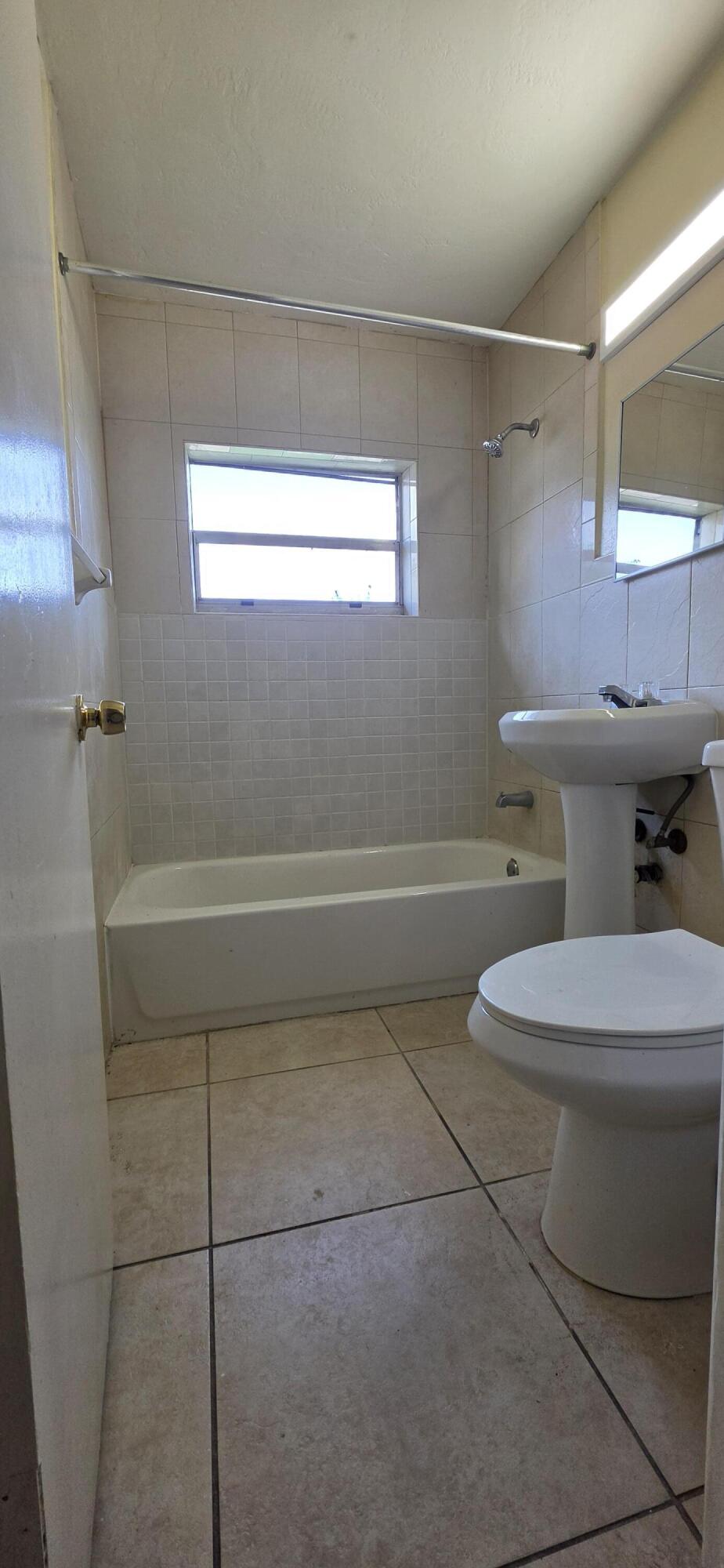 1135 Sharazad Boulevard 35 Property Photo 8