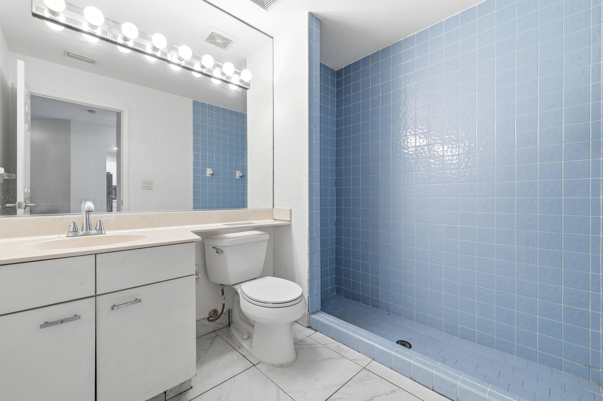 120 Sunshine Boulevard Property Photo 16
