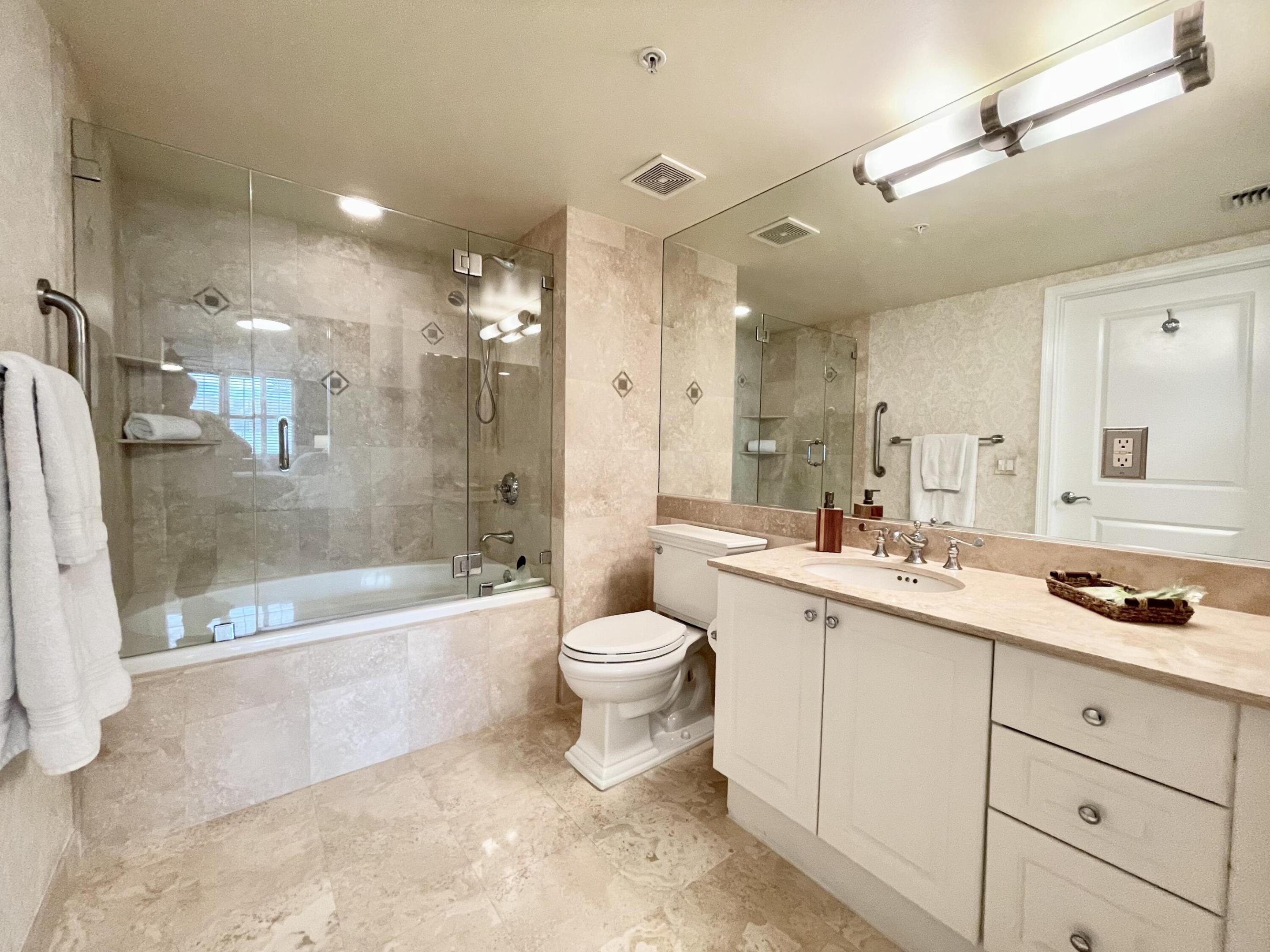 99 Se Mizner Boulevard 311 Property Photo 19