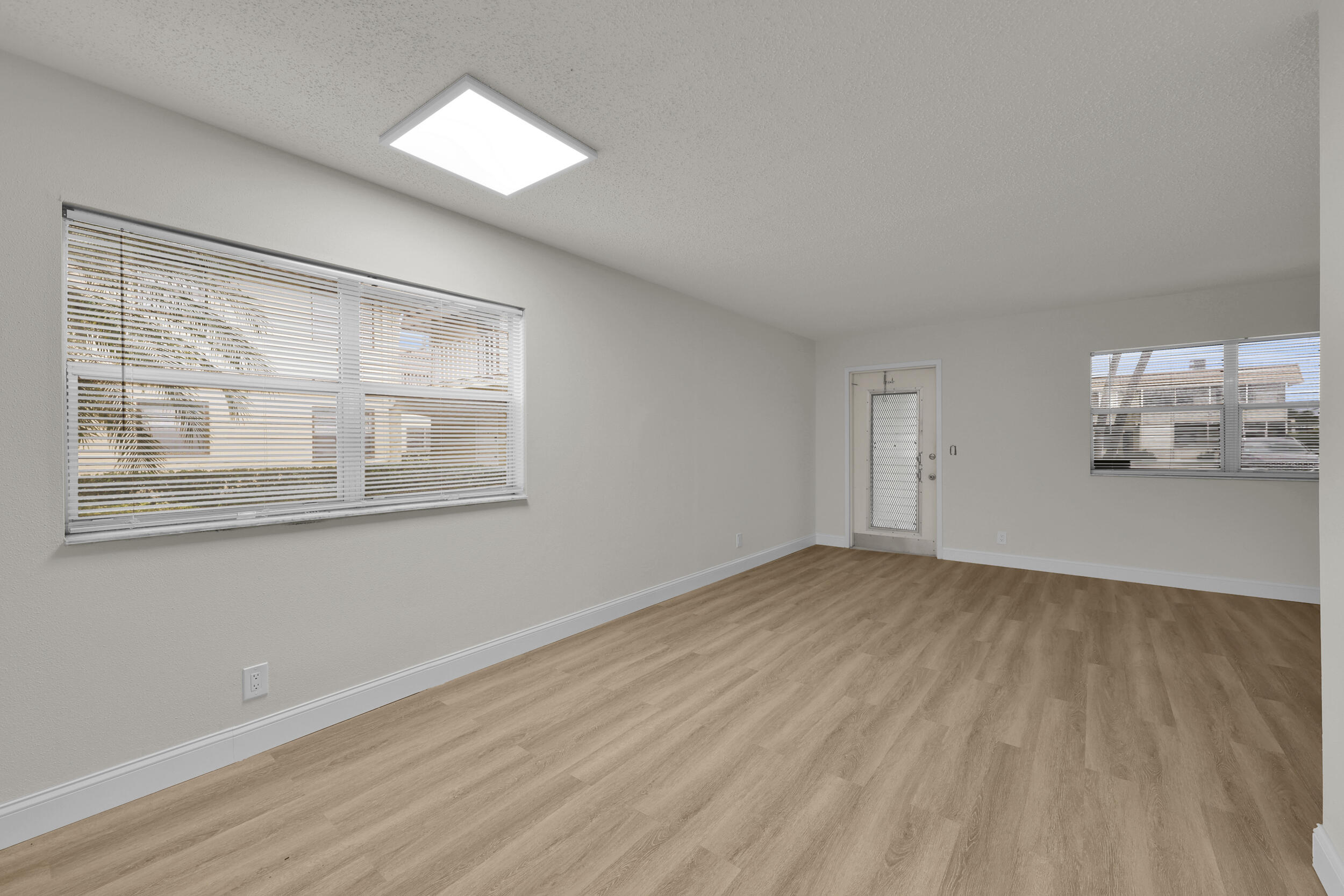 146 Saxony D 146 Property Photo 8