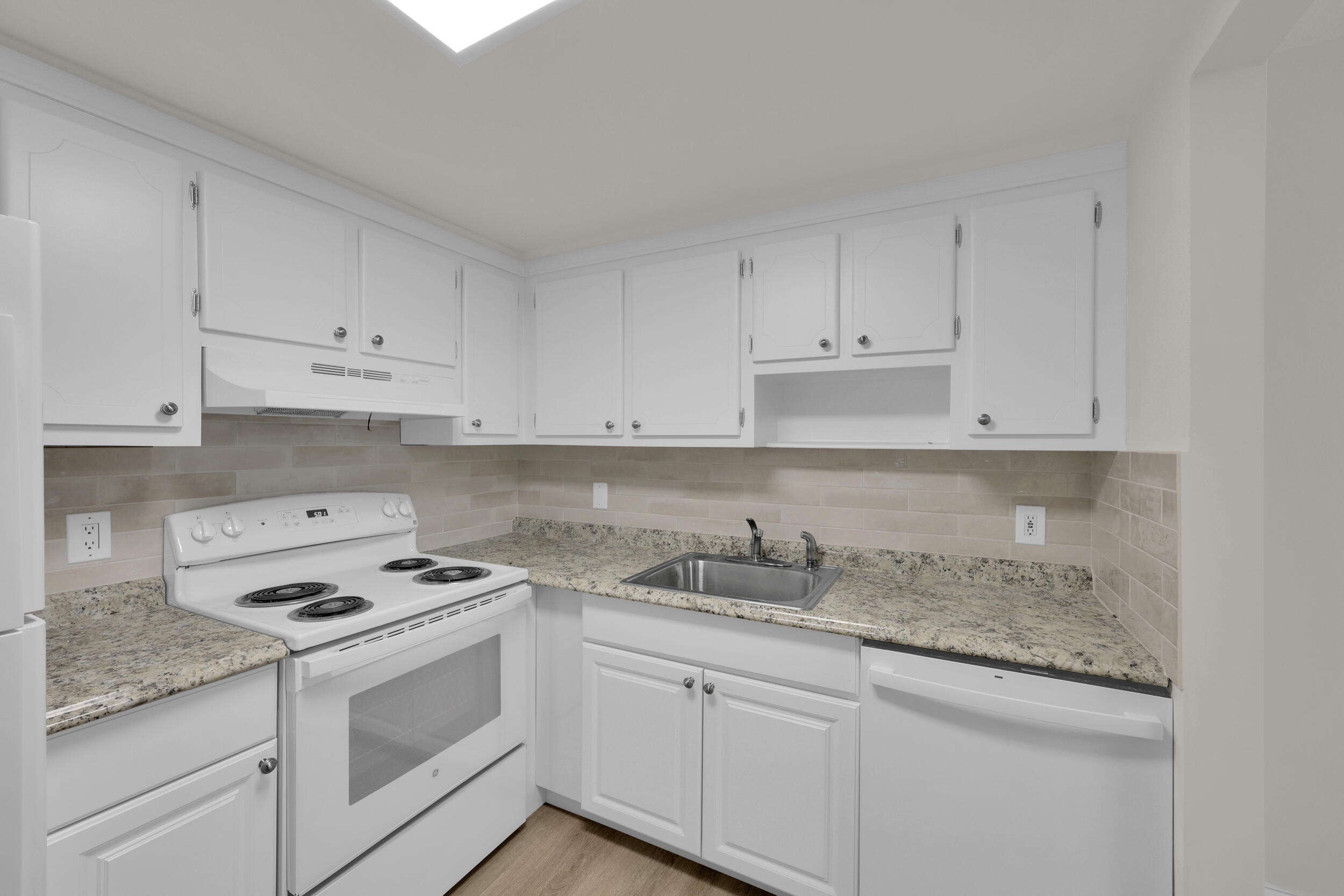 146 Saxony D 146 Property Photo 12
