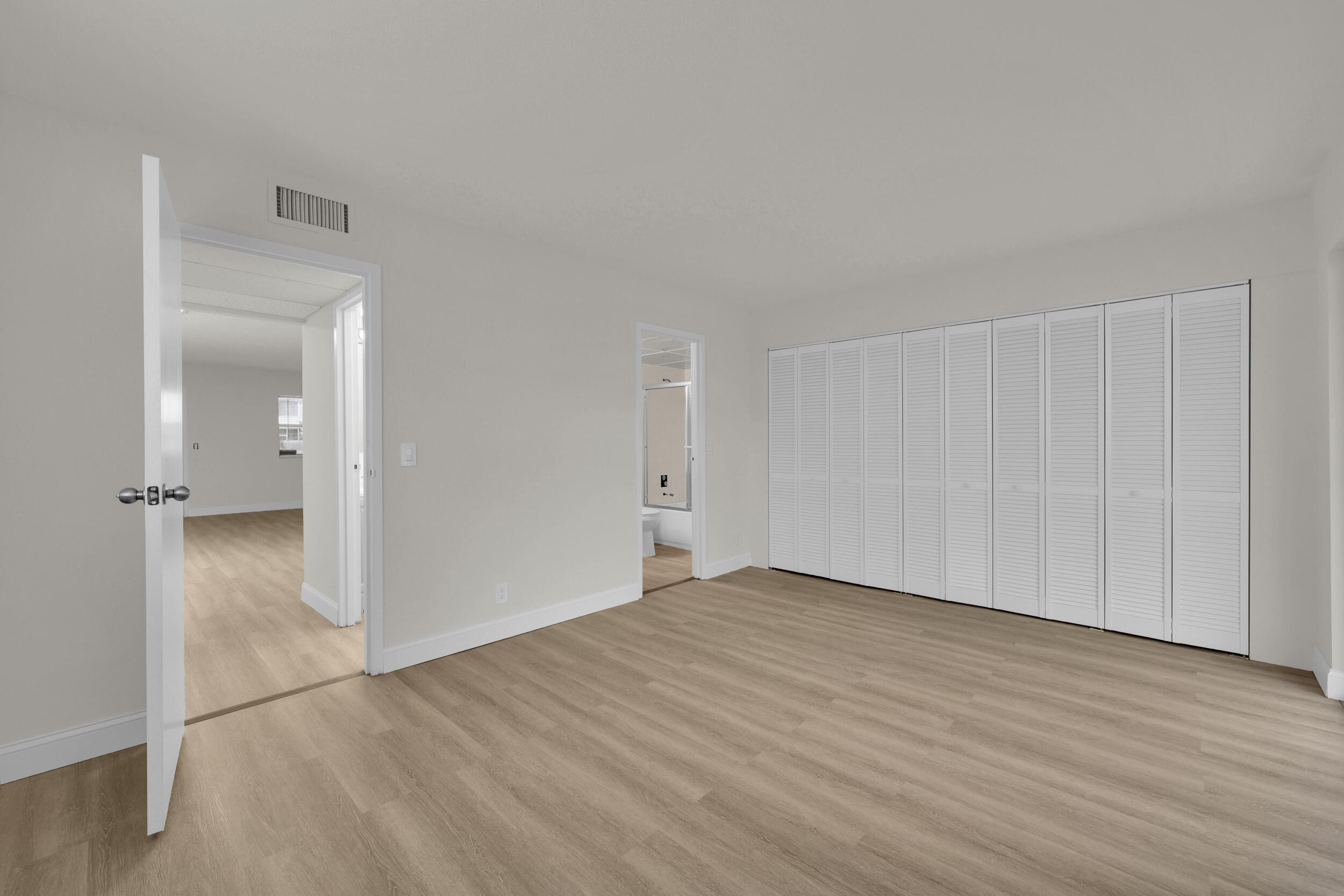 146 Saxony D 146 Property Photo 15