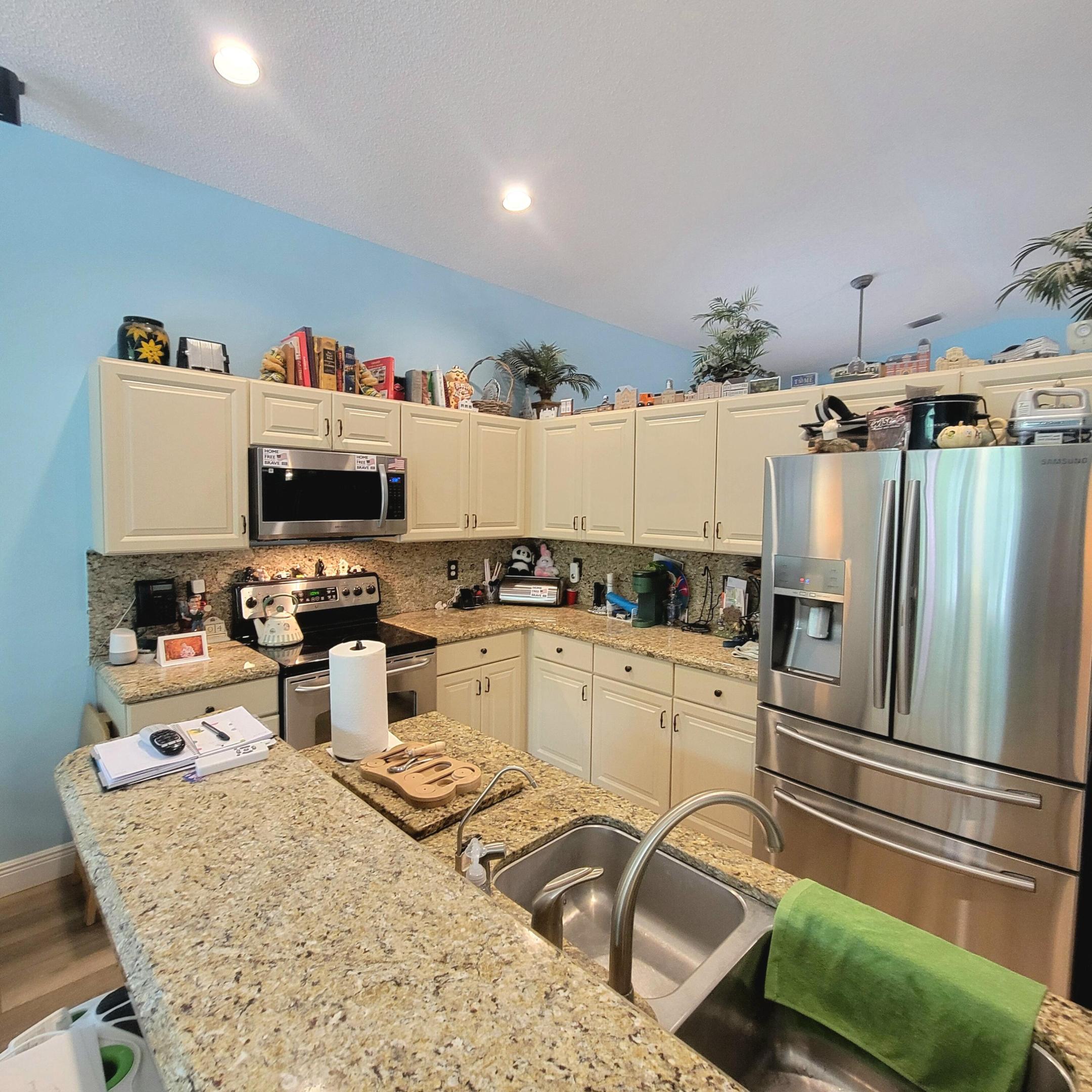 8294 Bermuda Sound Way Property Photo 4