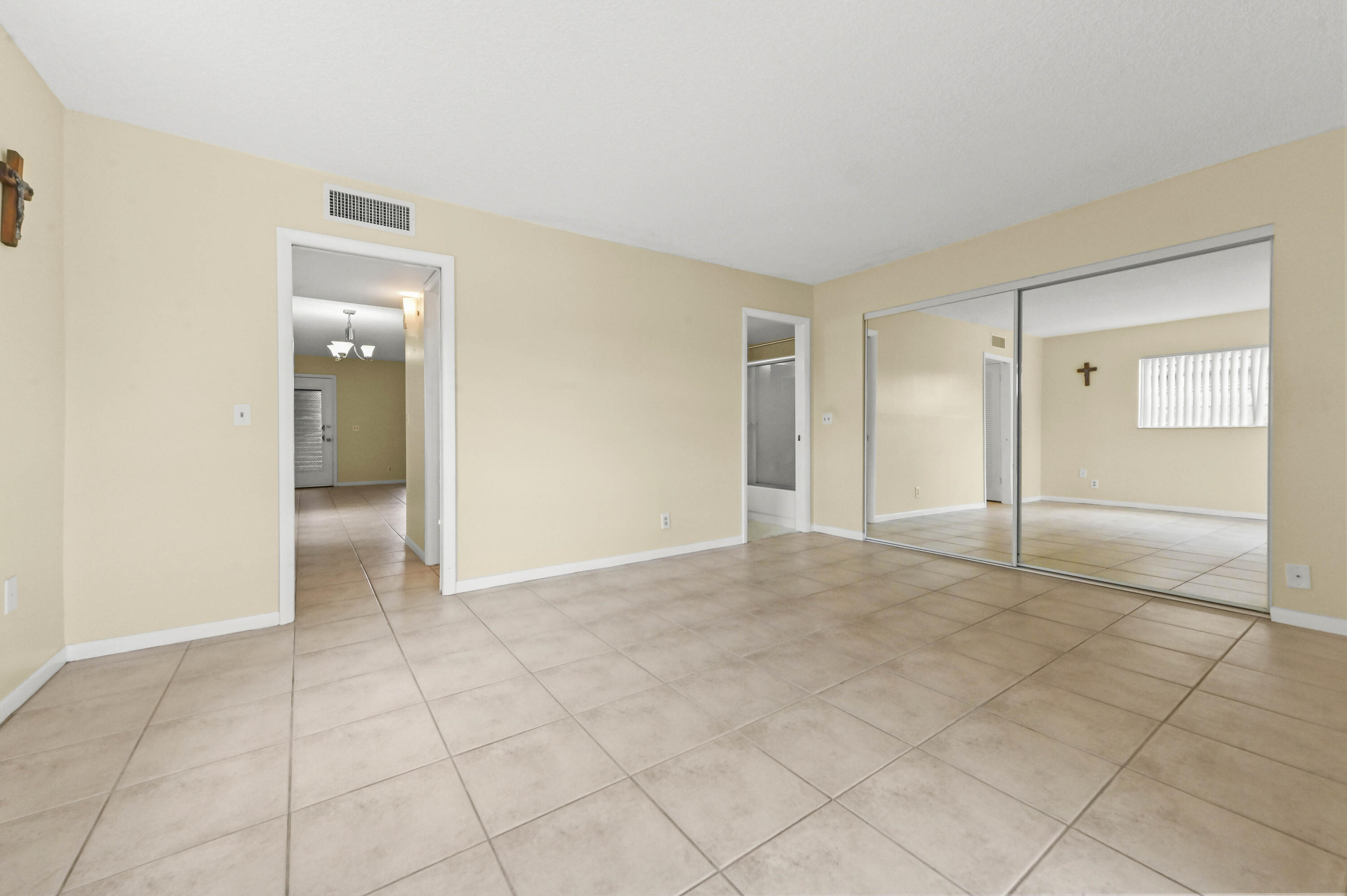 887 Normandy S Property Photo 11