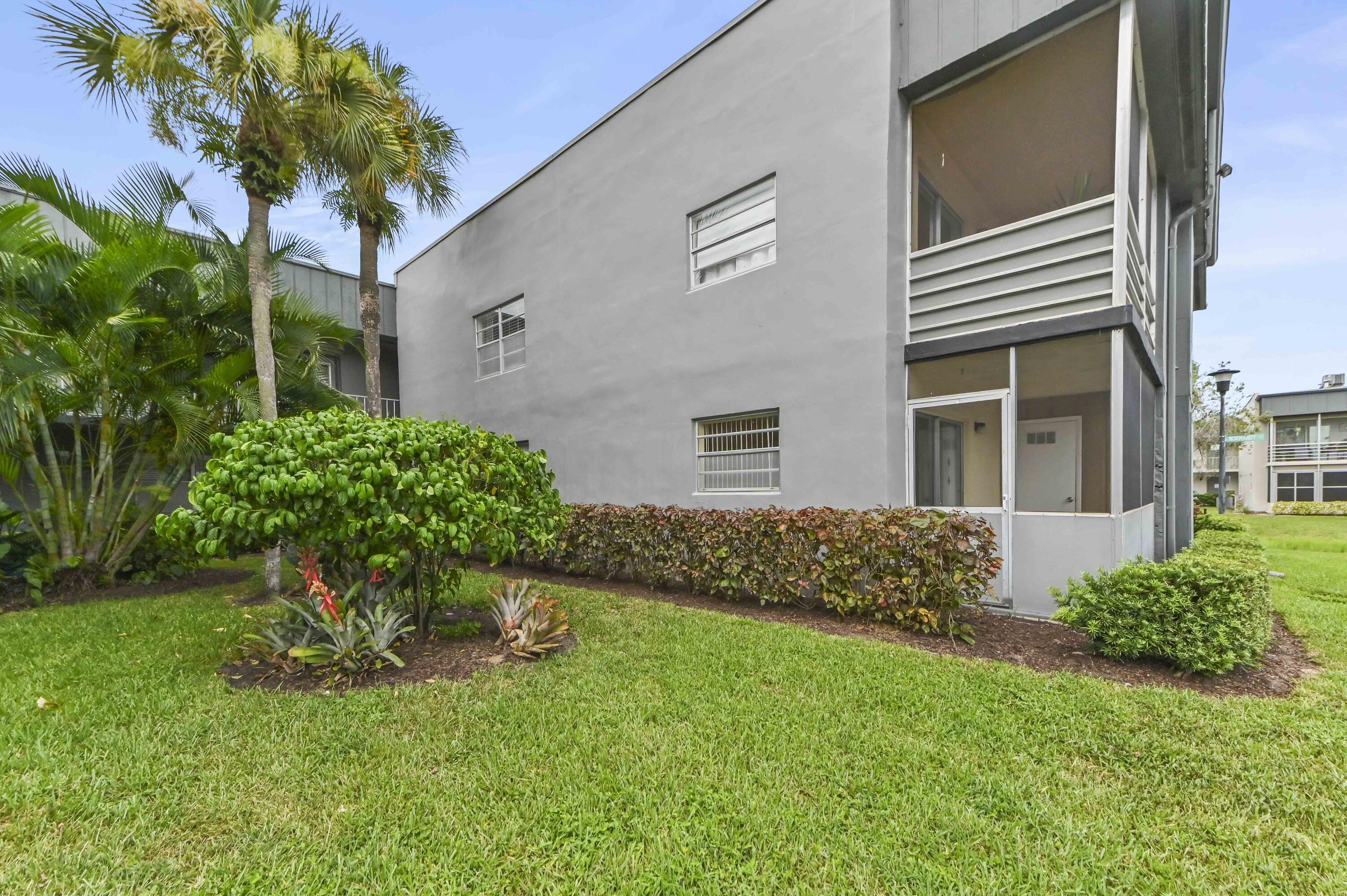 887 Normandy S Property Photo 18