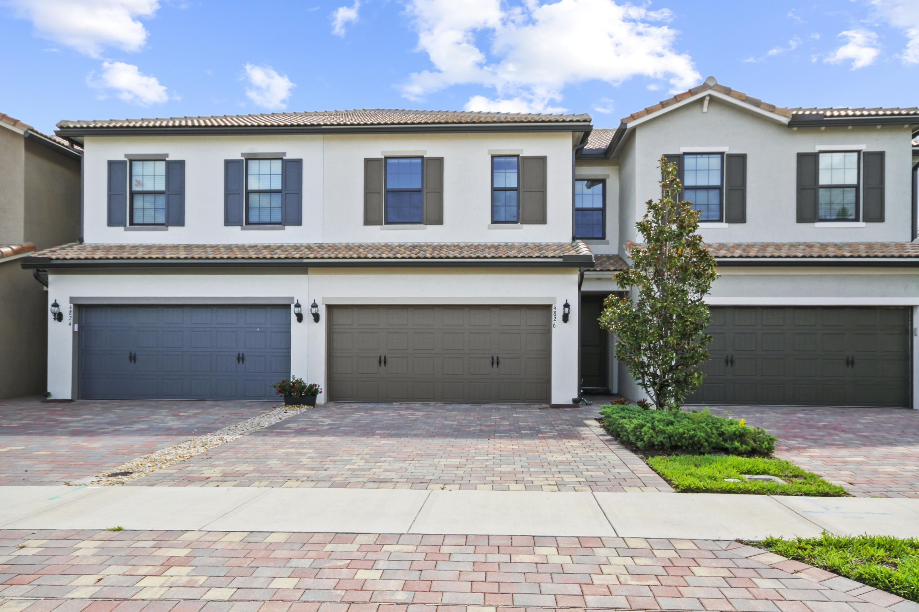 4826 Jumping Way Property Photo 1