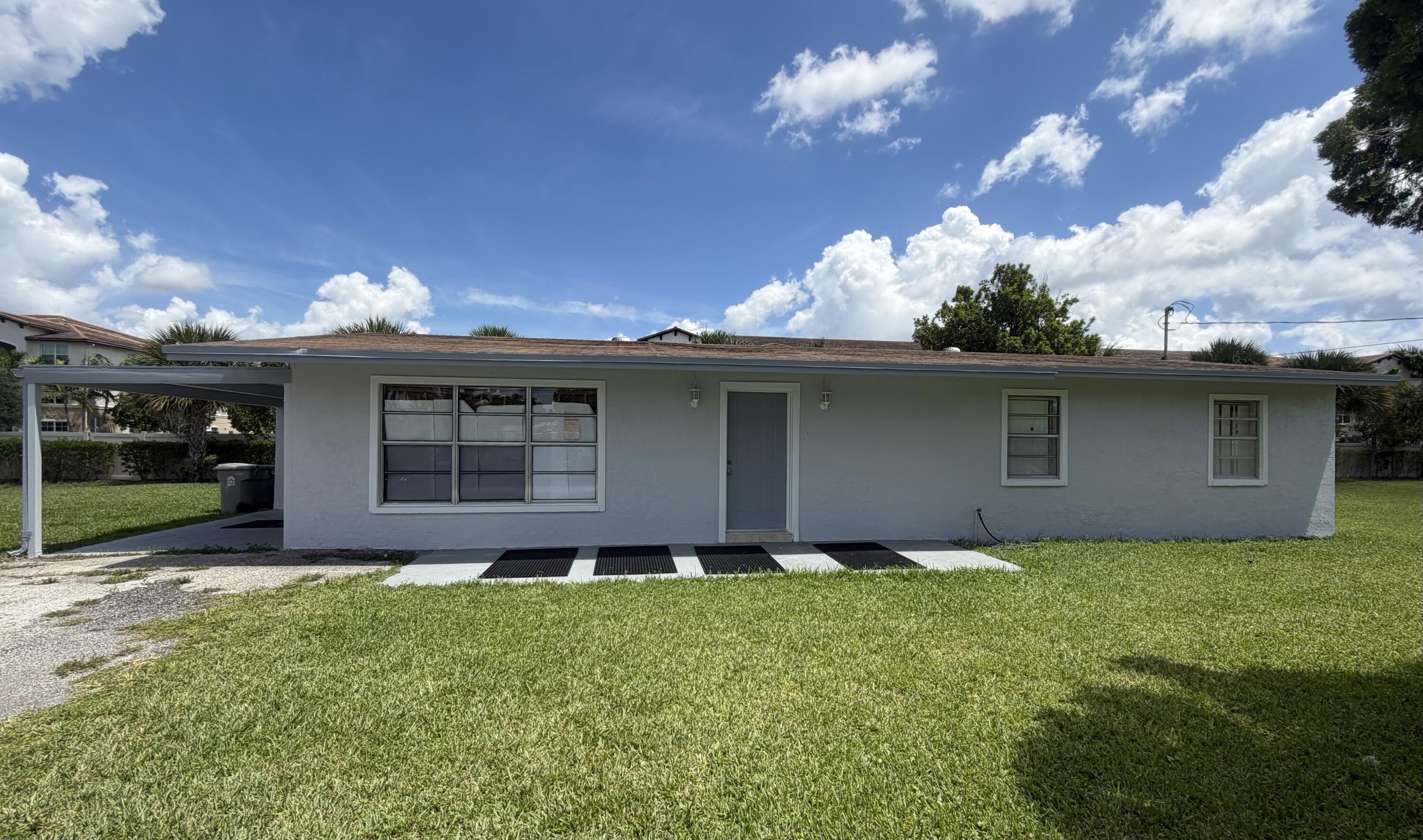 2425 Ceceile Avenue Property Photo 1