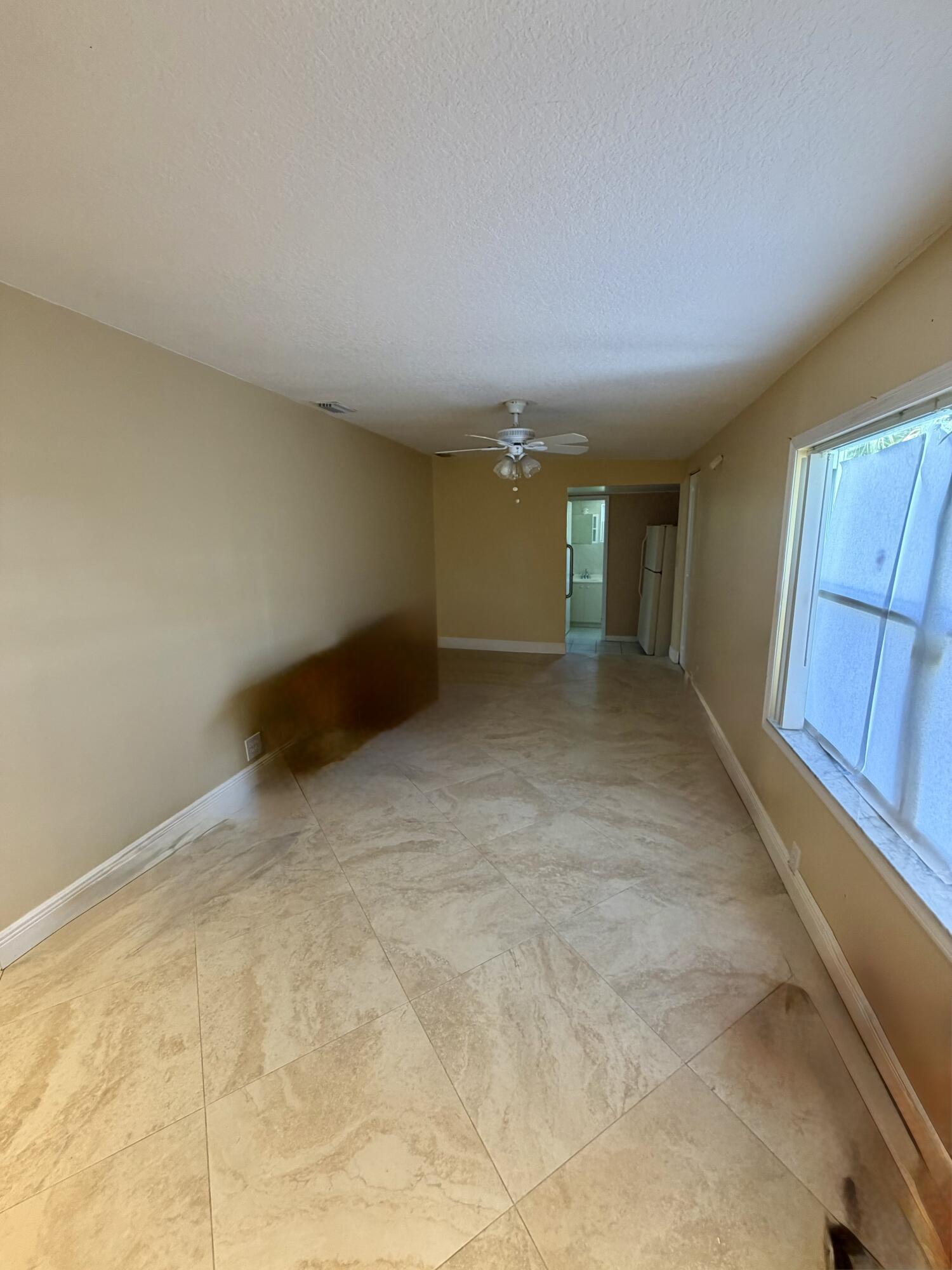 2425 Ceceile Avenue Property Photo 5