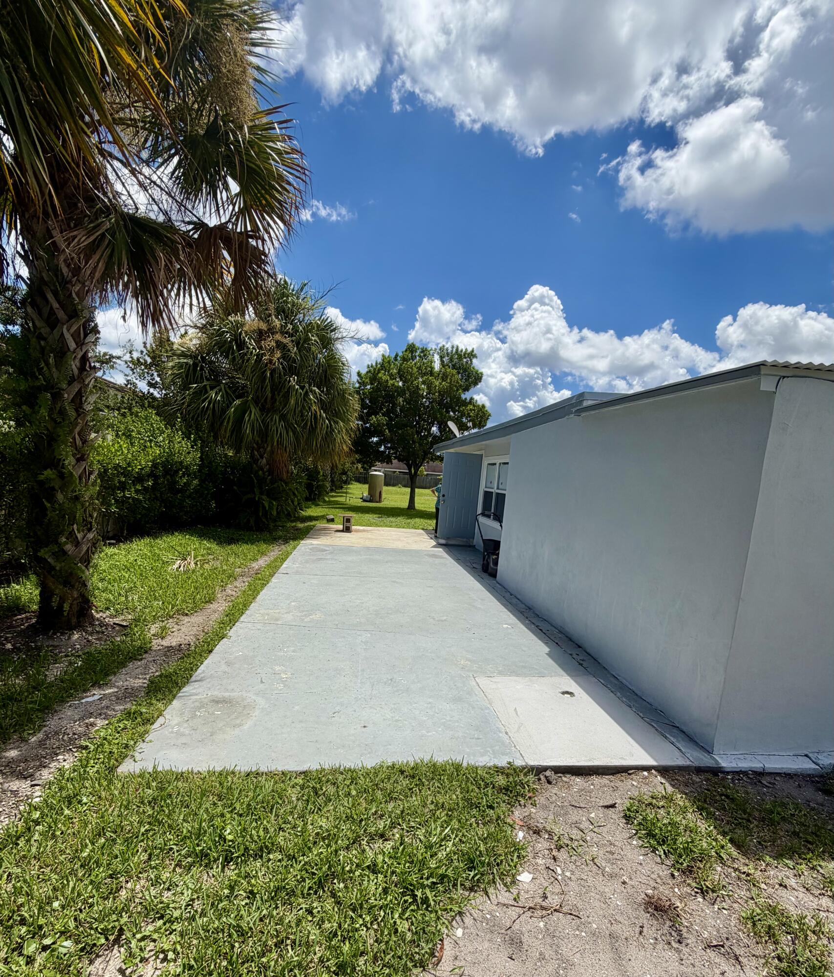 2425 Ceceile Avenue Property Photo 13