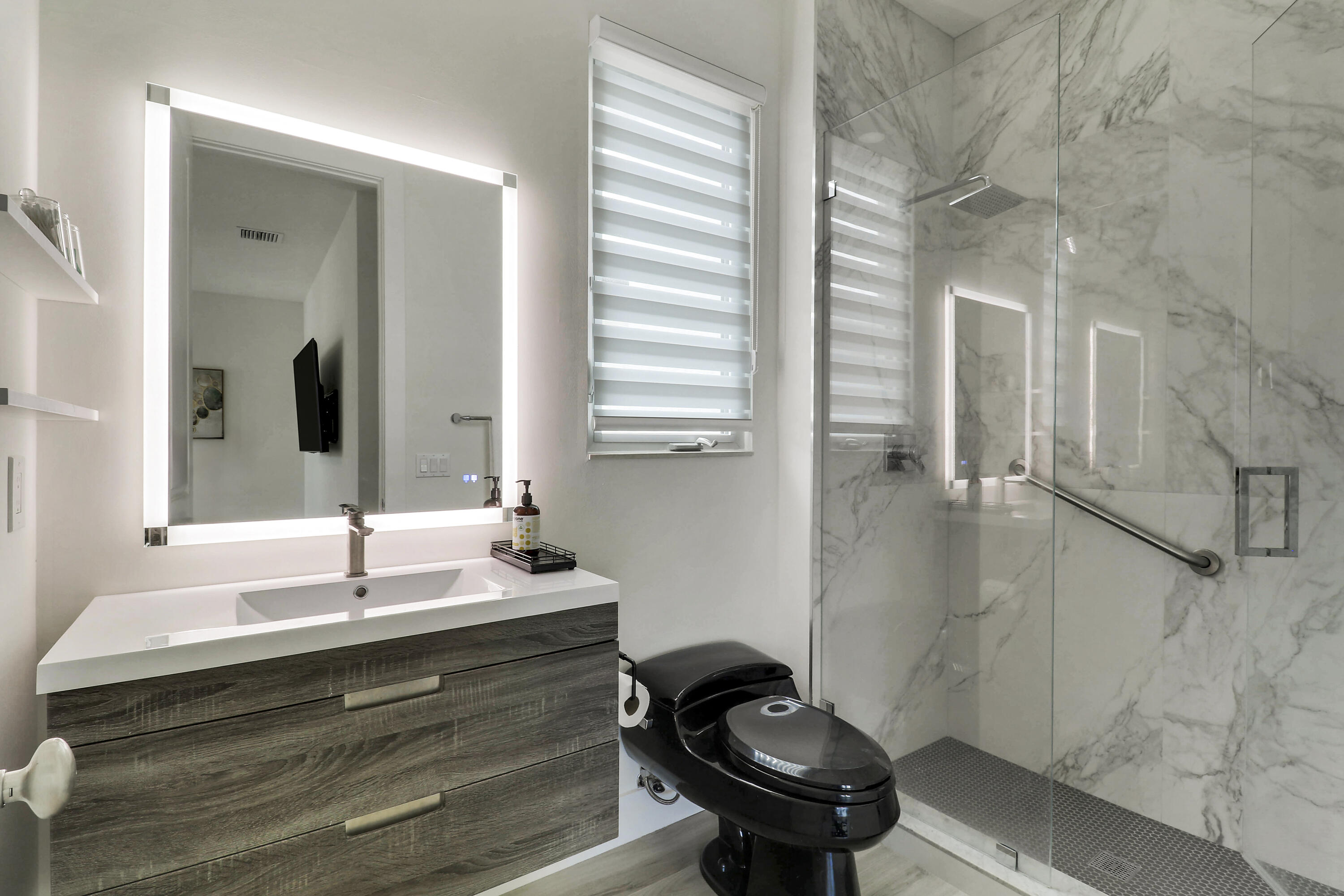5029 Grandiflora Road Property Photo 16