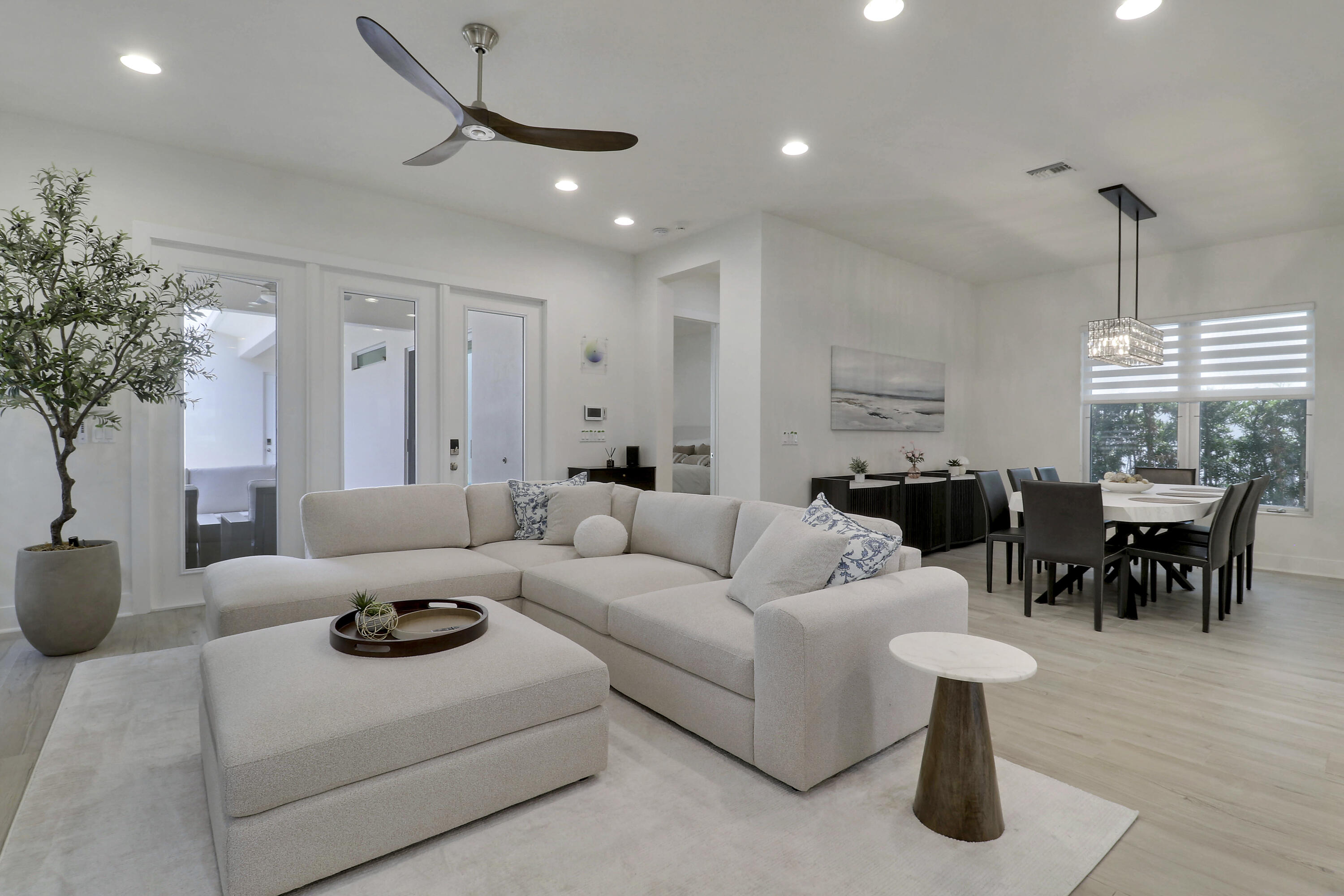 5029 Grandiflora Road Property Photo 27