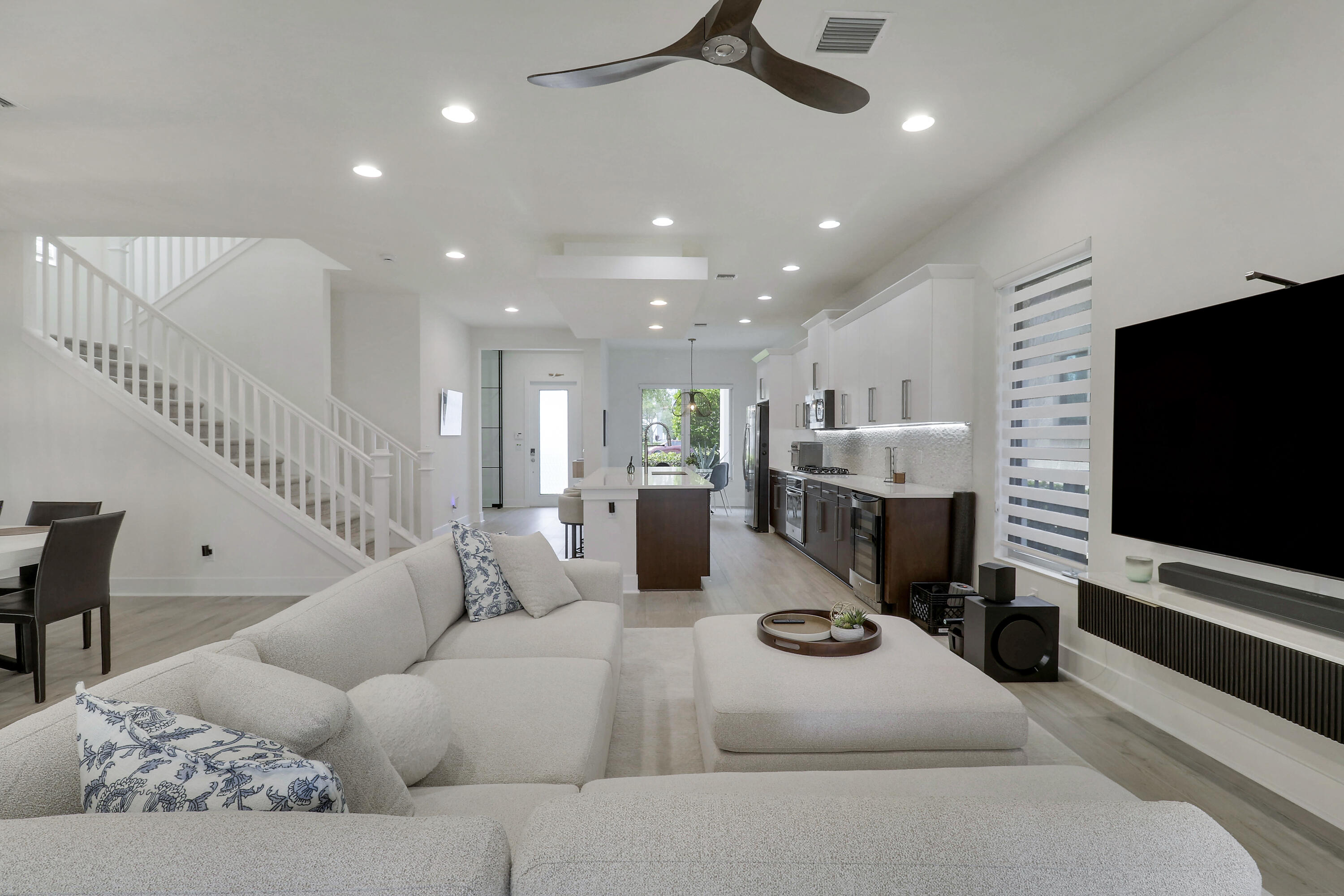 5029 Grandiflora Road Property Photo 29
