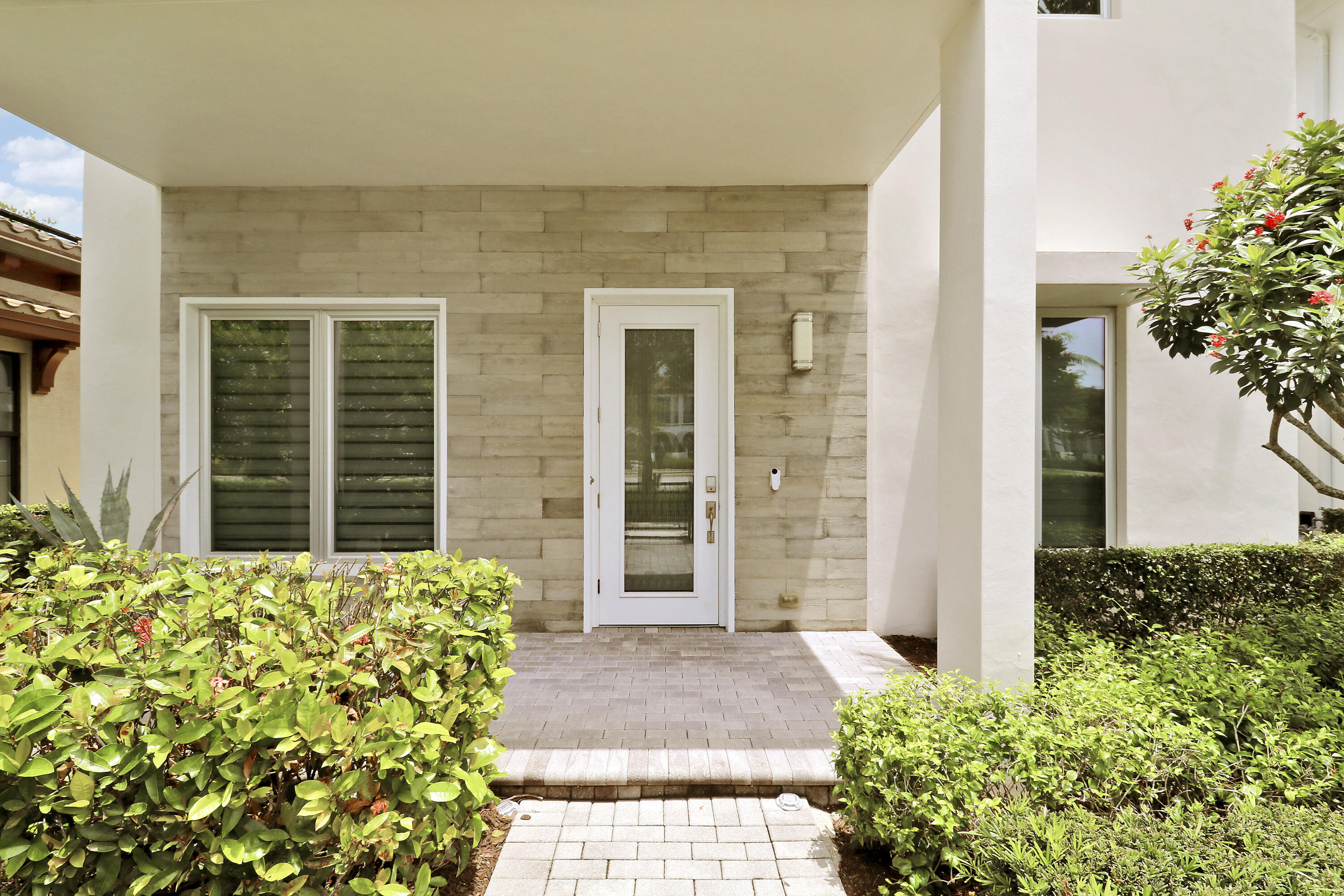 5029 Grandiflora Road Property Photo 37