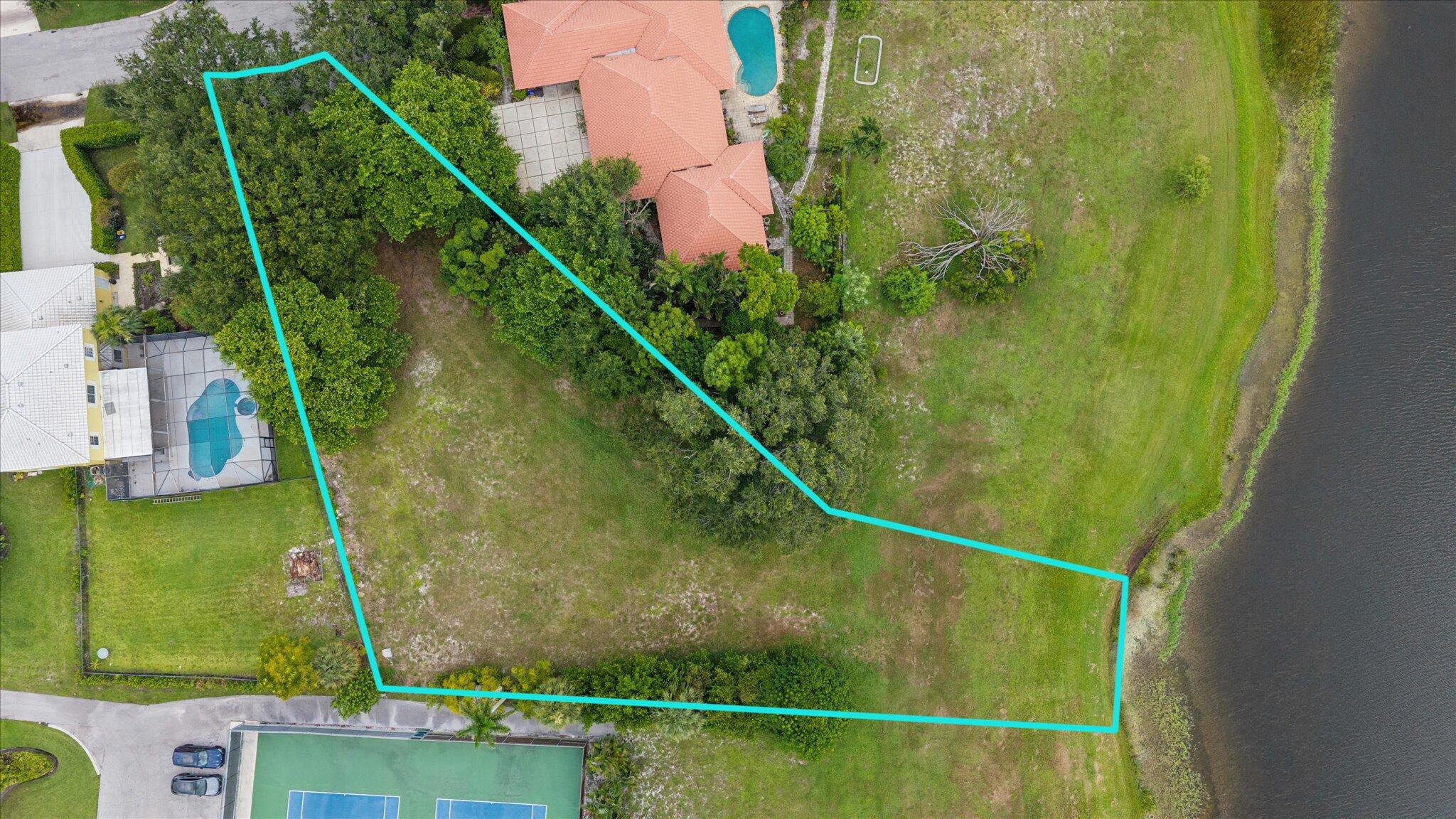10 Sunningdale Circle Property Photo 4