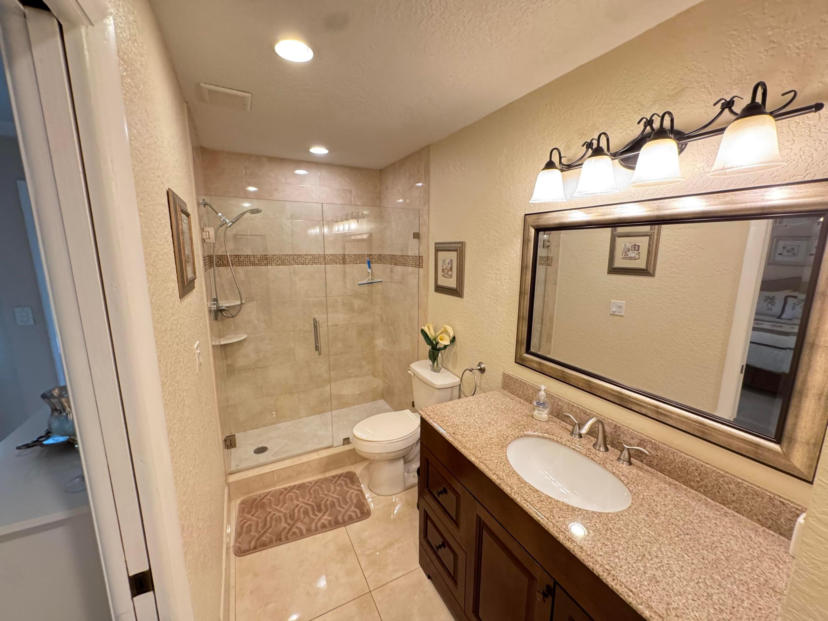 512 High Point Drive Property Photo 11