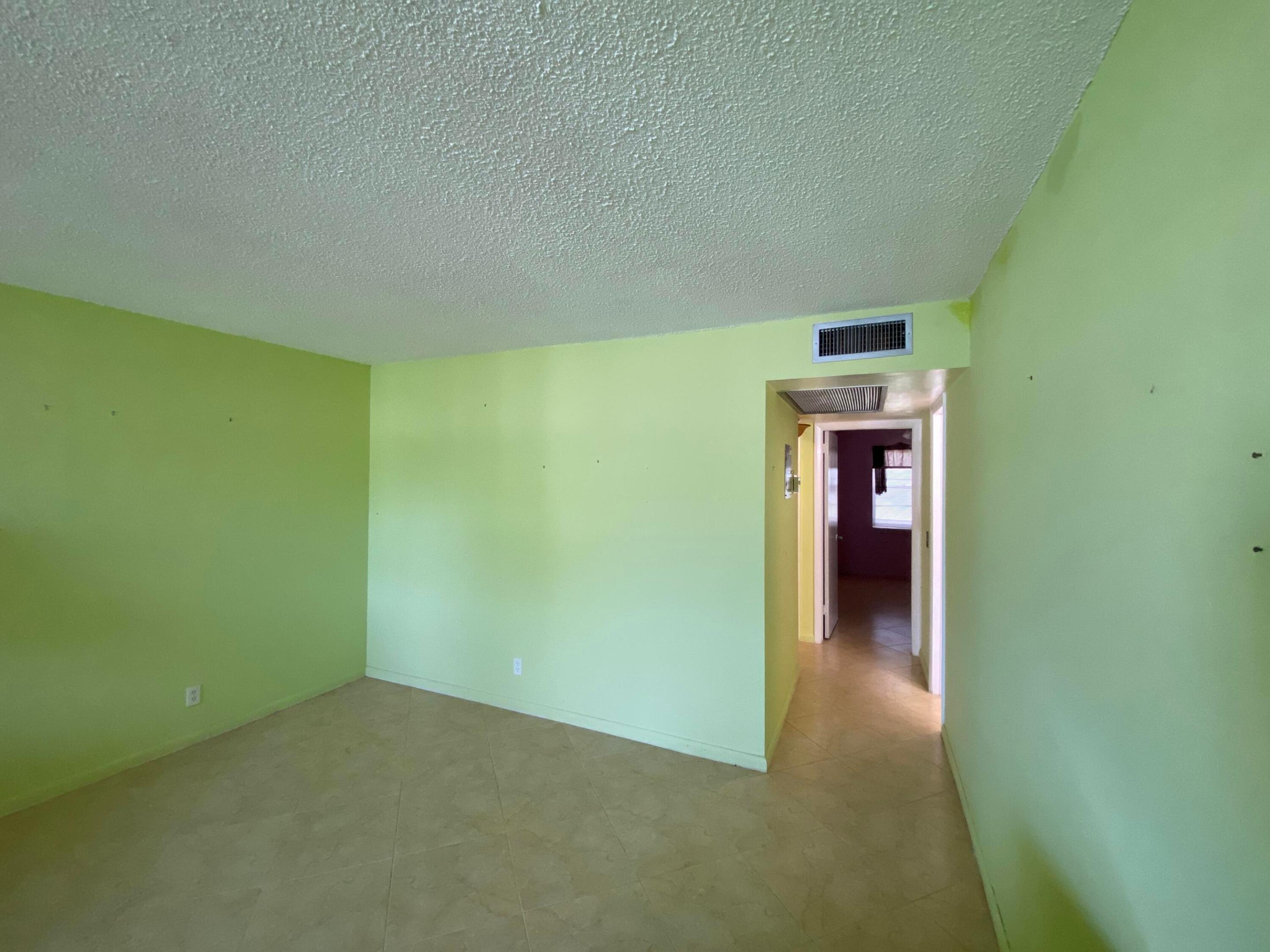 95 Cambridge E 95 Property Photo 10