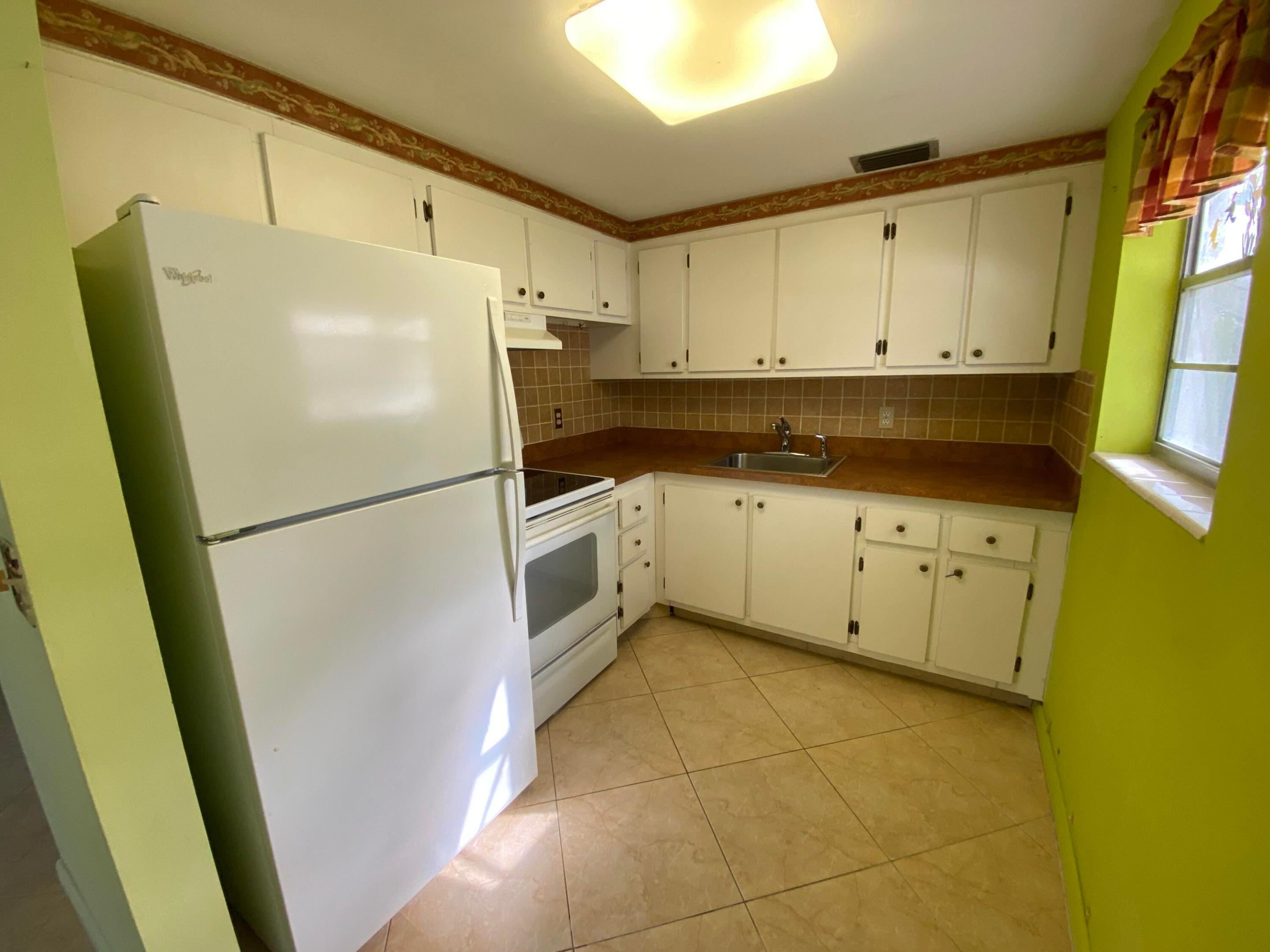 95 Cambridge E 95 Property Photo 13
