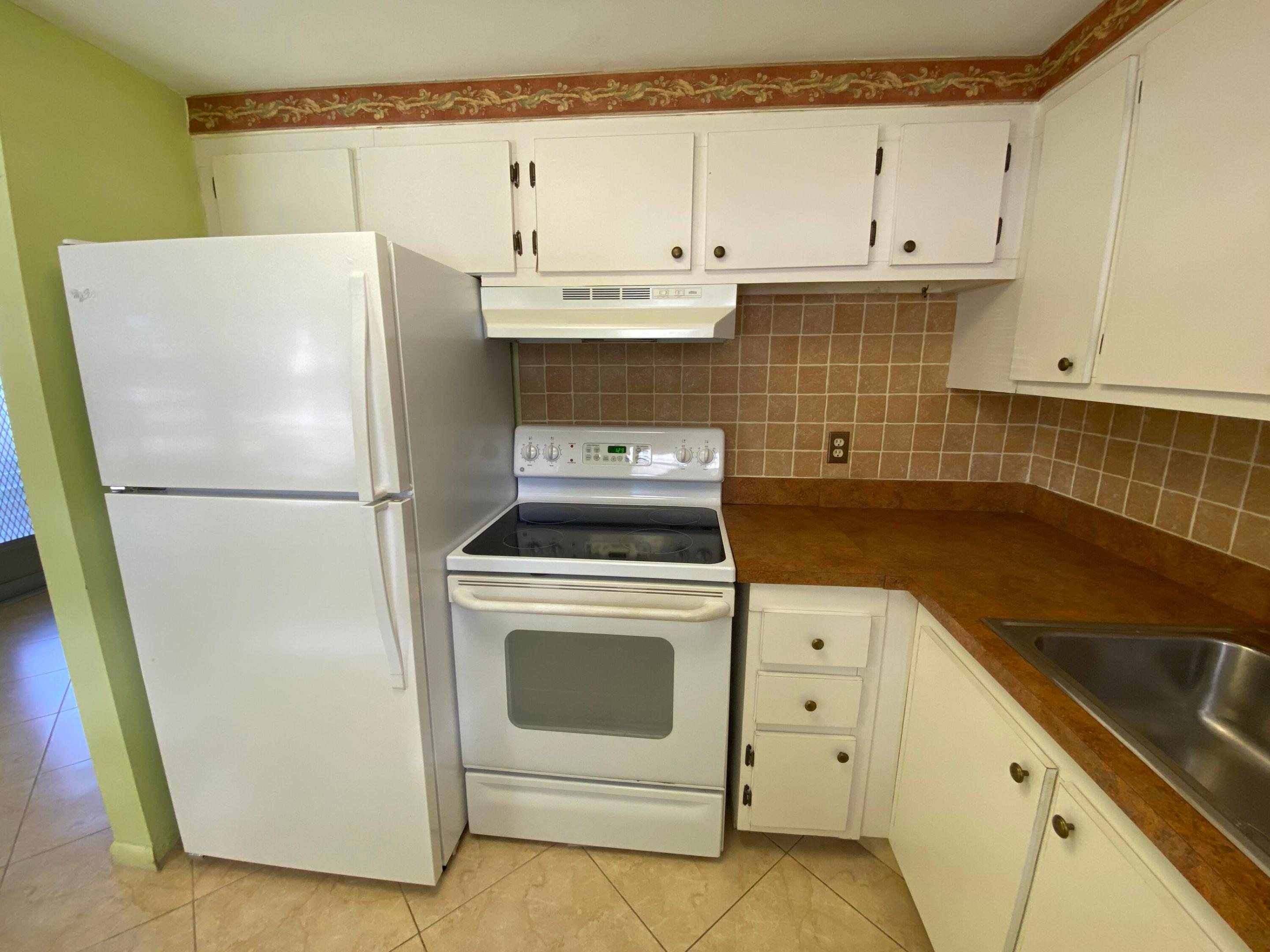 95 Cambridge E 95 Property Photo 14