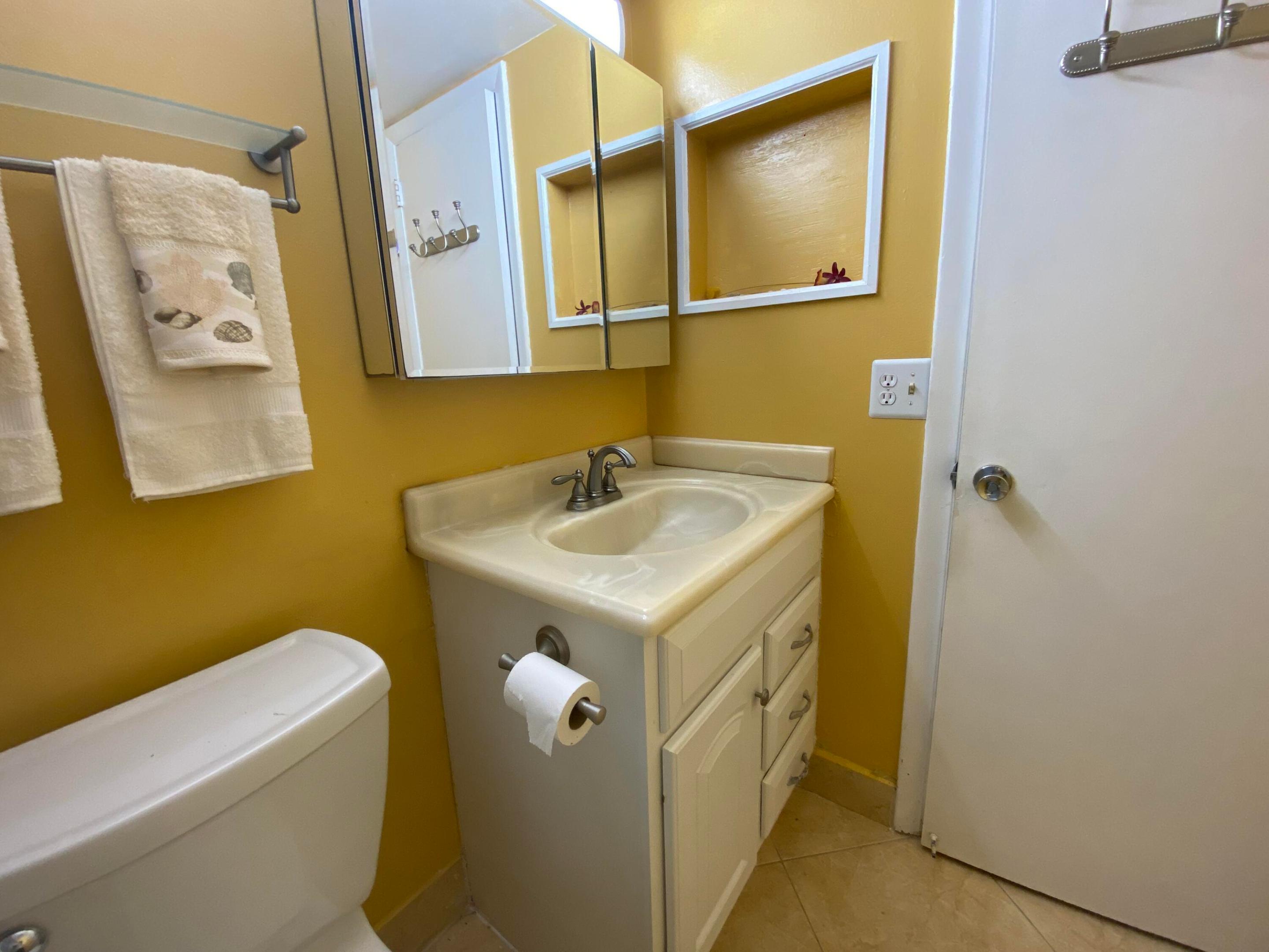 95 Cambridge E 95 Property Photo 23