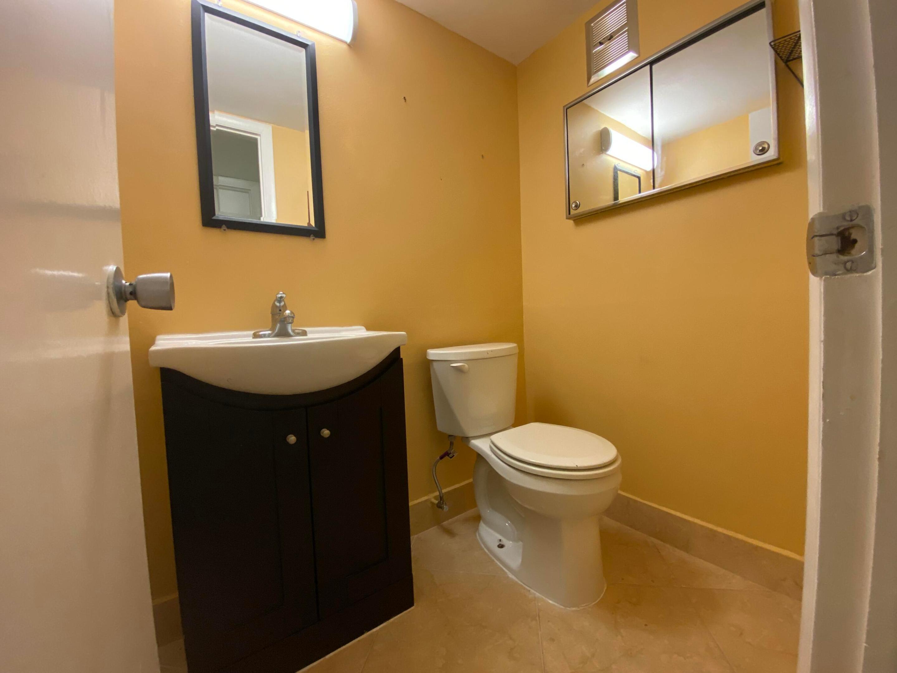 95 Cambridge E 95 Property Photo 30