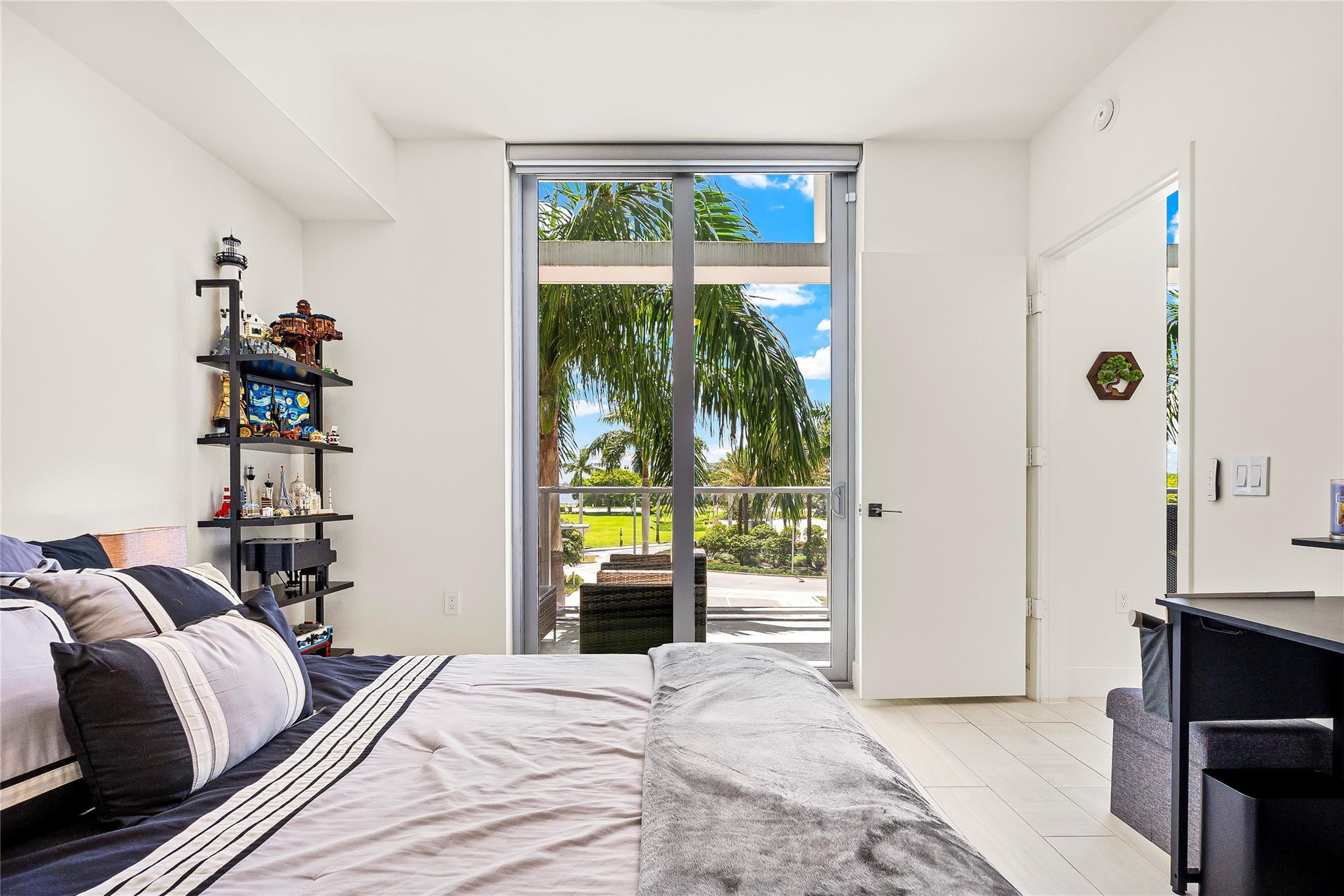 2000 Metropica Way 216 Property Photo 10