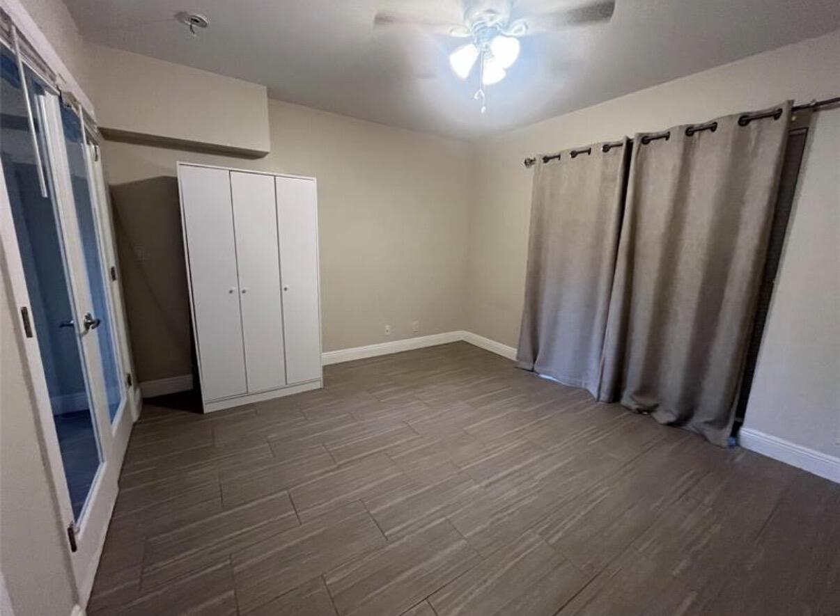 1109 E Broward Boulevard 1 Property Photo 9