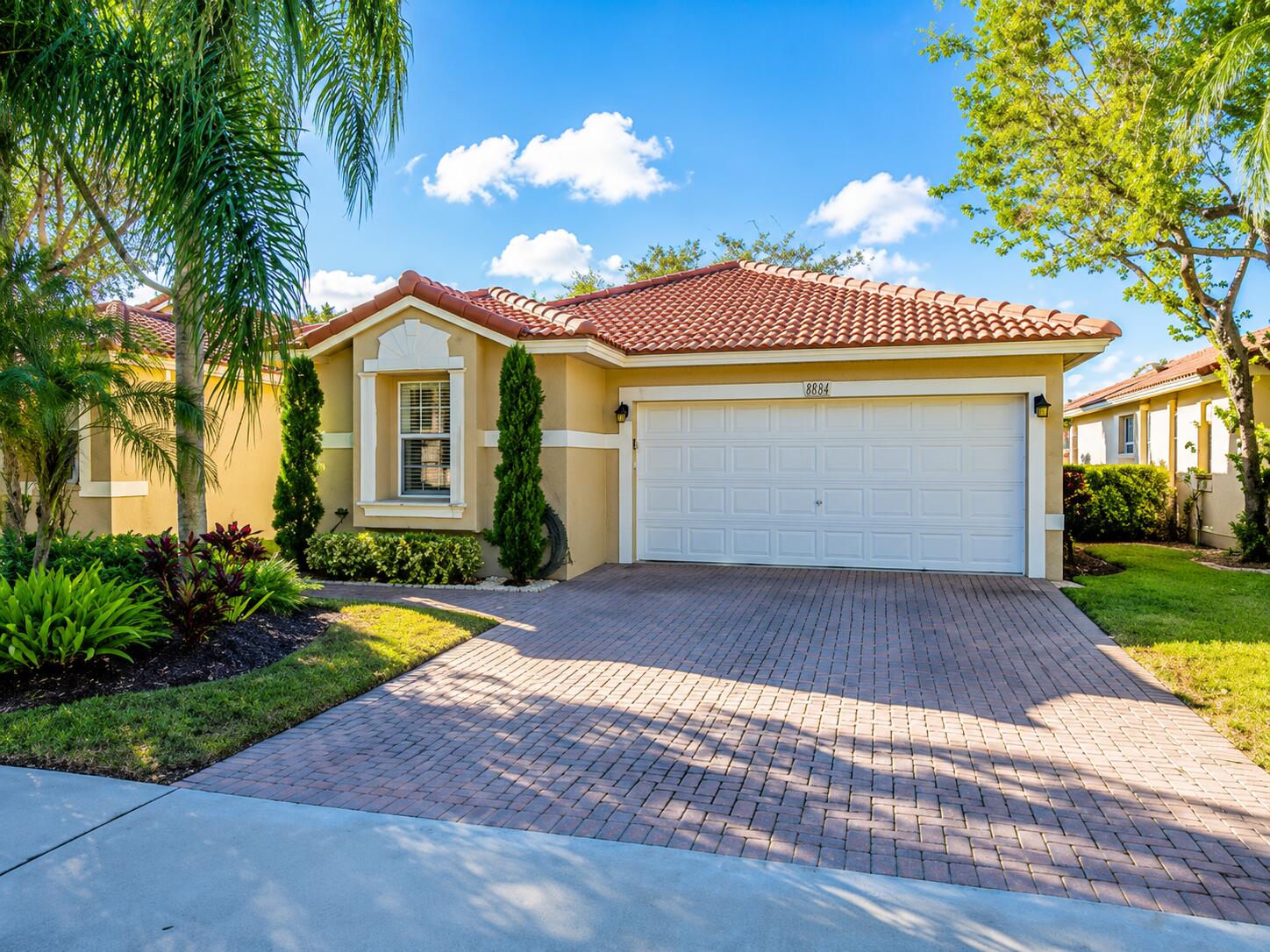 4119 Sapphire Bend Property Photo 1